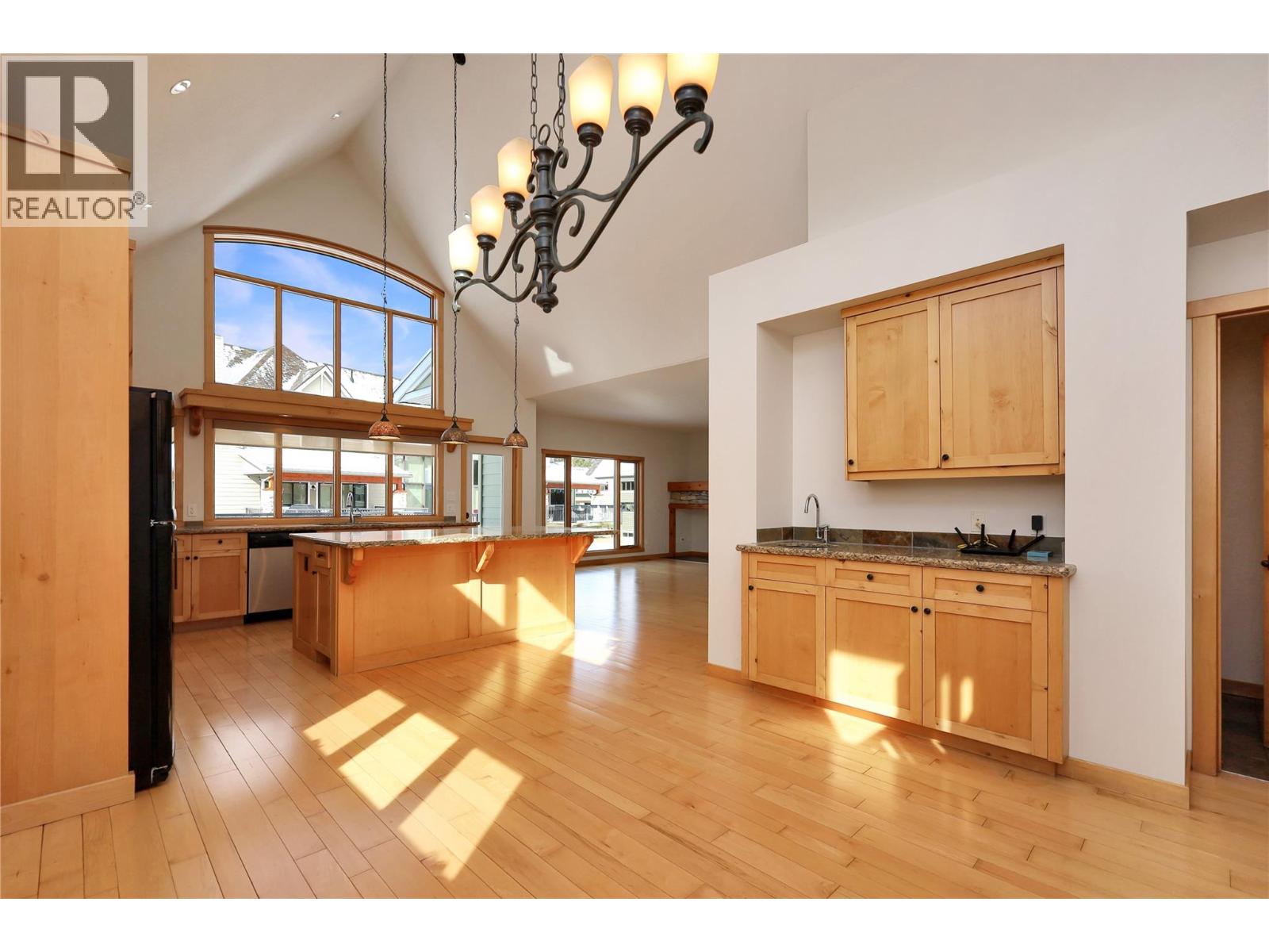 6800 COLUMBIA LAKE Road Unit# 21, Fairmont Hot Springs