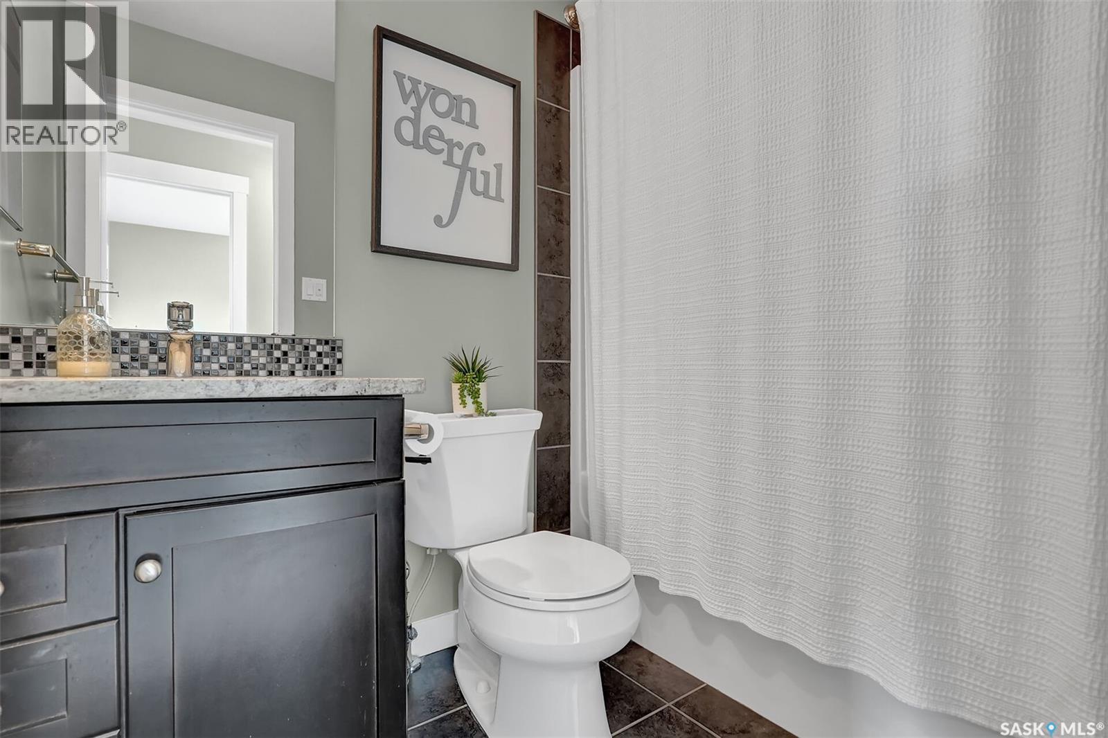 8856 Kestral DRIVE