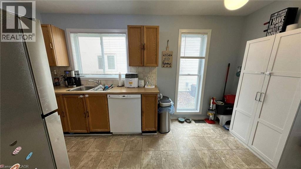 1445 GAULTOIS Avenue - 3