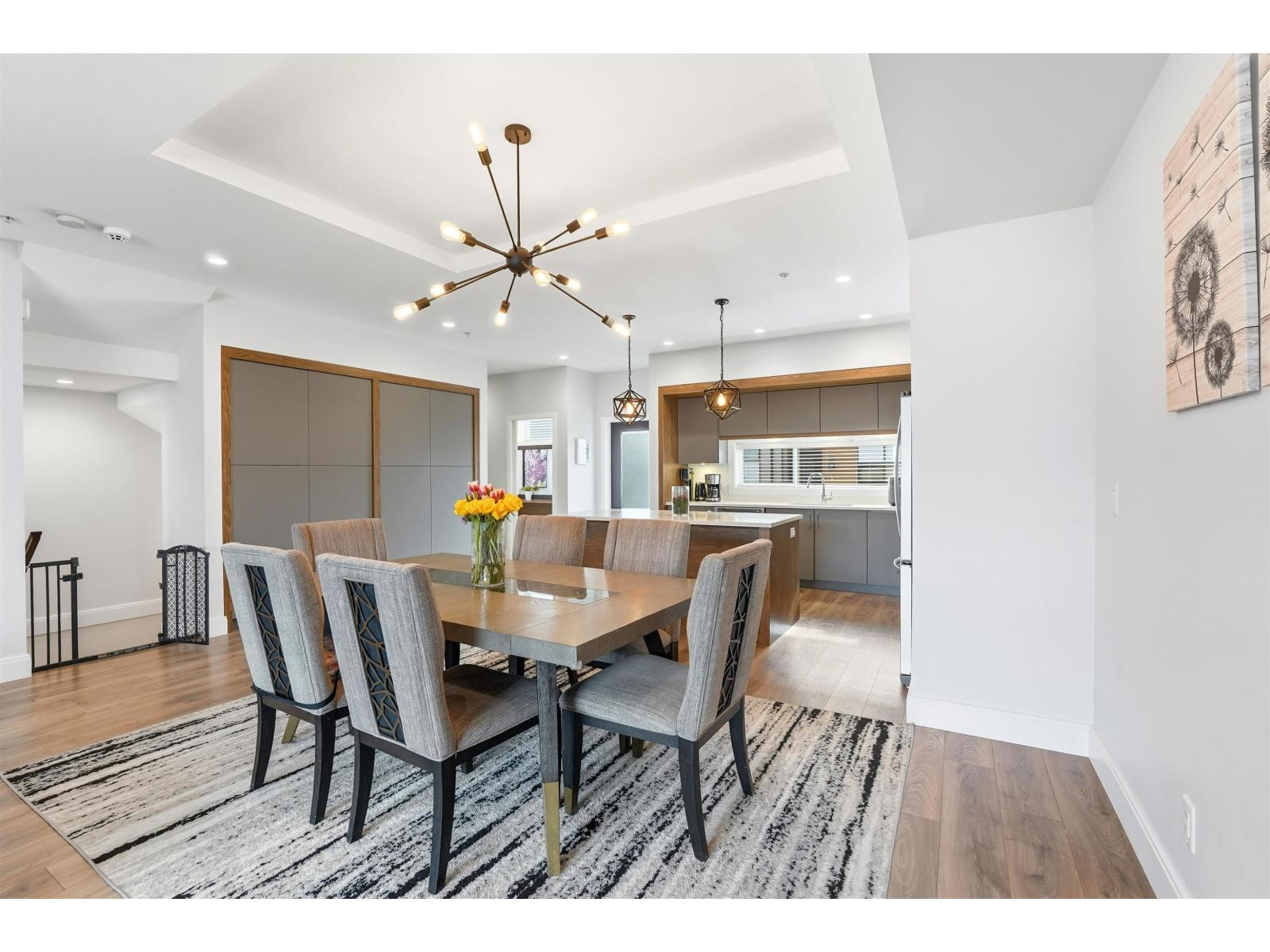 38 33209 CHERRY AVENUE, Mission