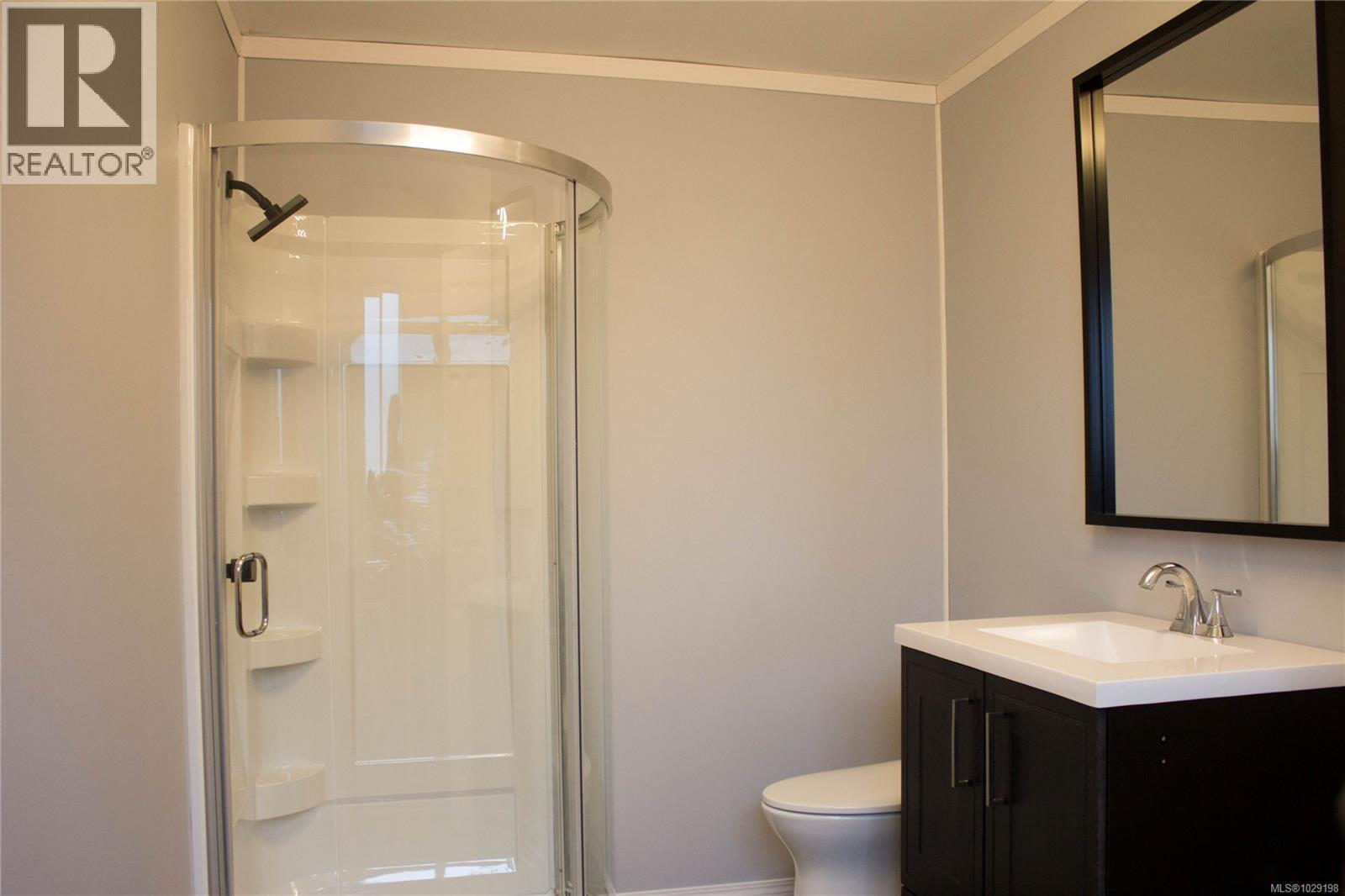 #74 5250 BEAVER HARBOUR RD - 9