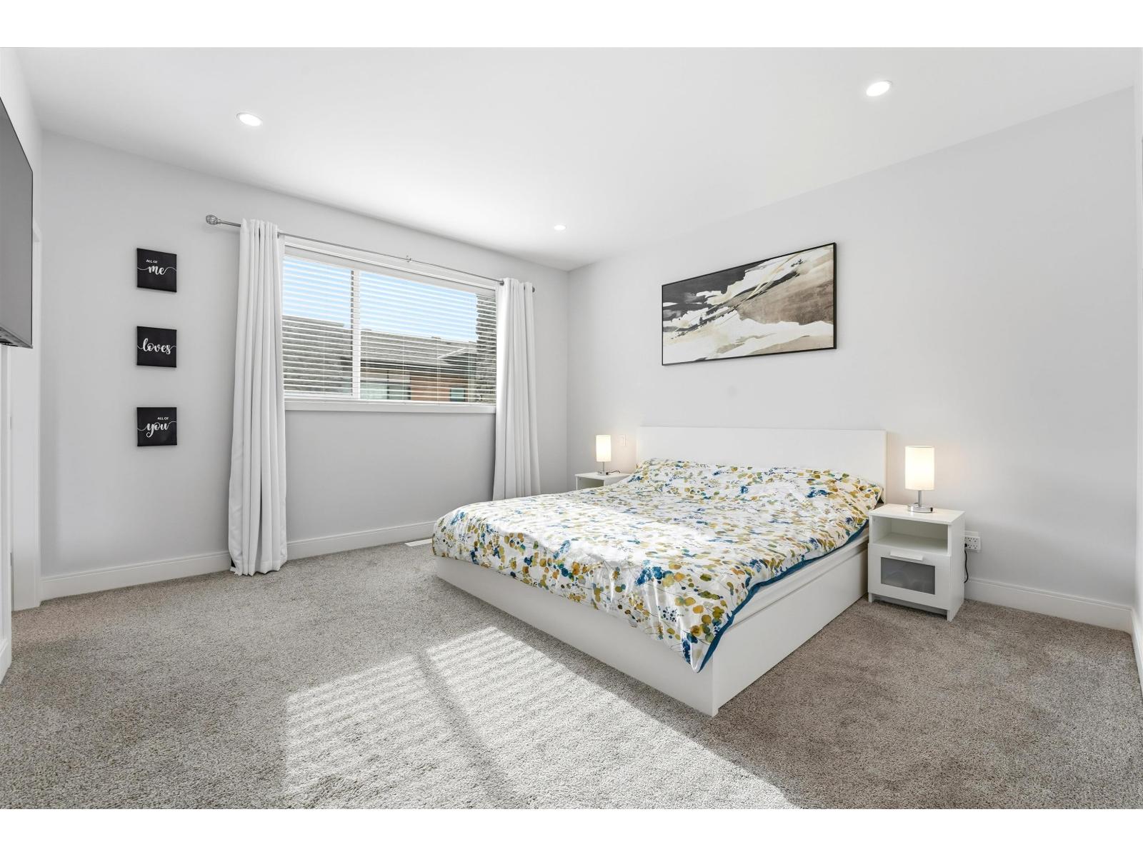 38 33209 CHERRY AVENUE, Mission