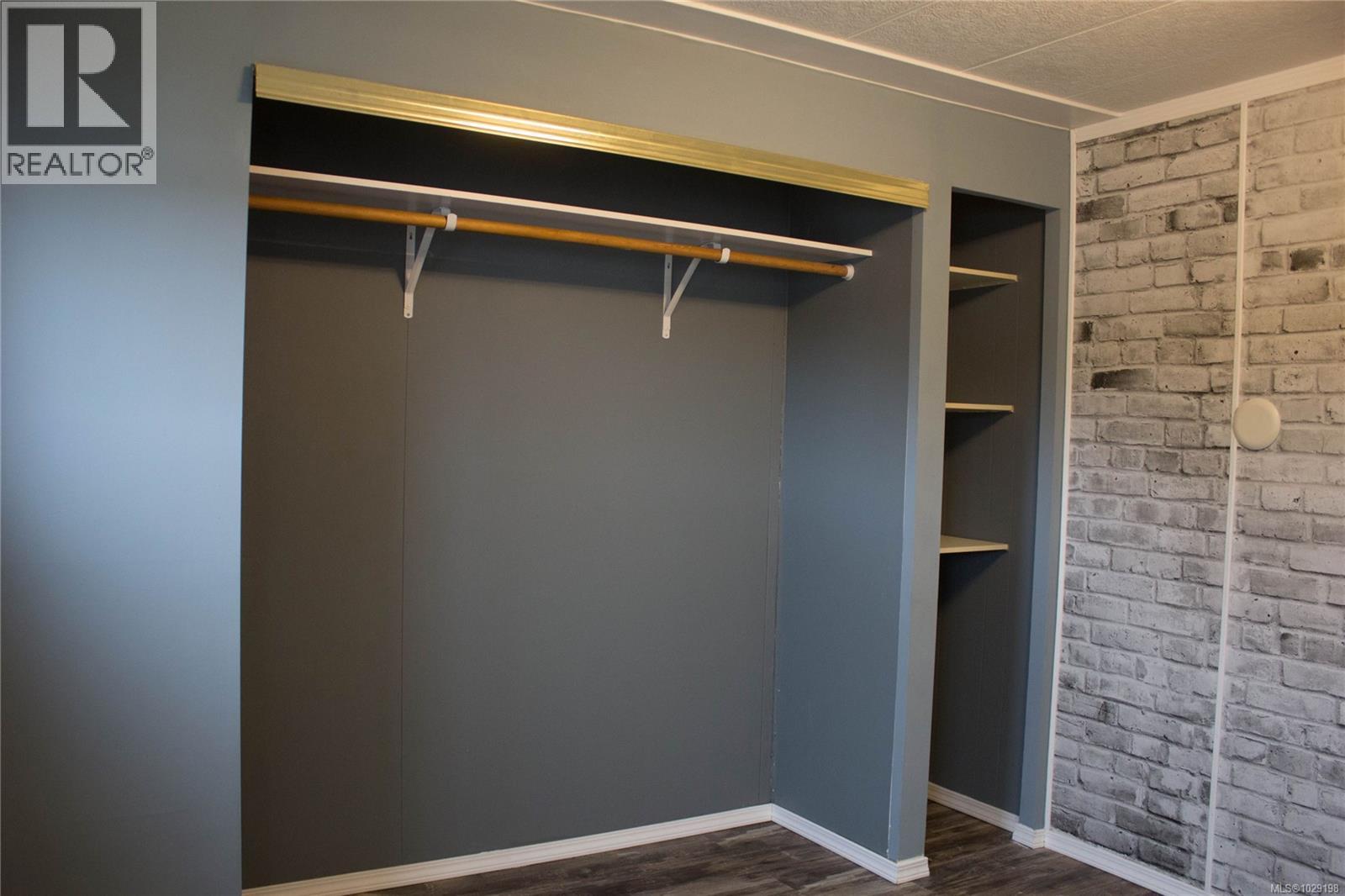 #74 5250 BEAVER HARBOUR RD - 19