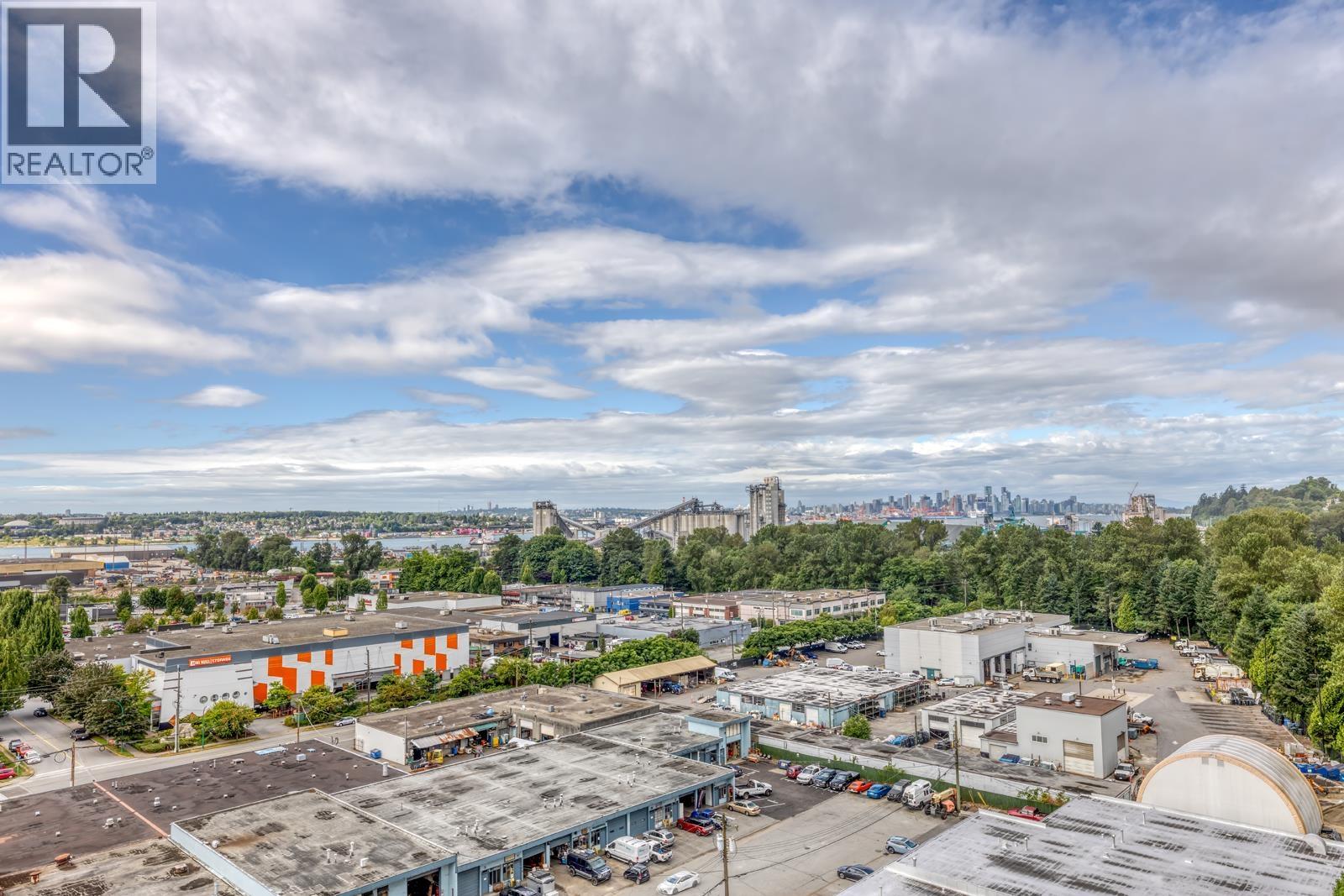 1304 1471 HUNTER STREET, North Vancouver