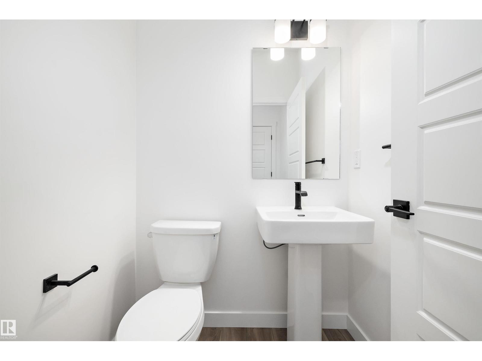 
          18103 85 Street NW
            <br/>
            <span>Edmonton</span>
            , 
            <span>AB</span>
             <span>T5Z0G6</span>
         - Photo 40