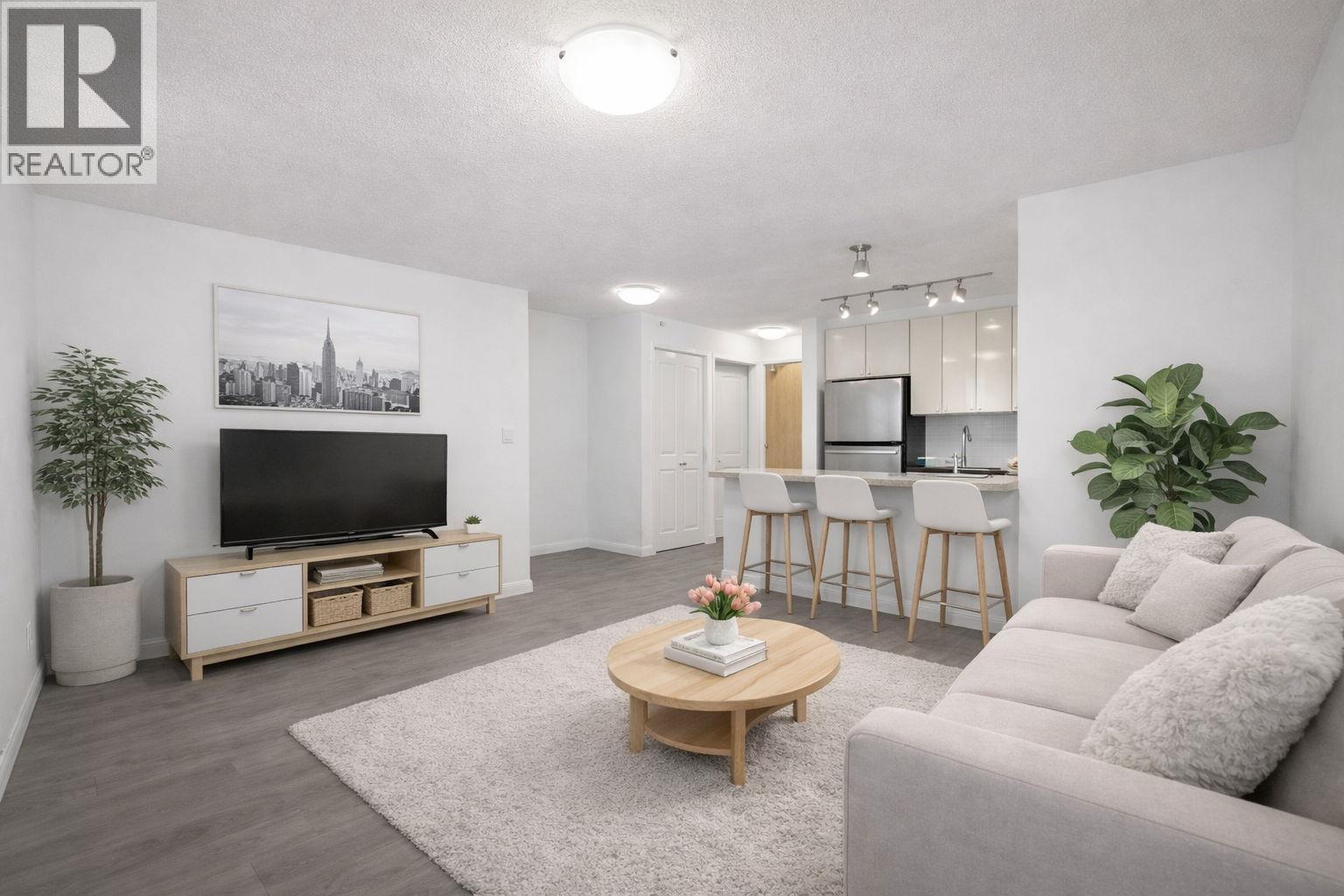 1603 2289 YUKON Crescent - main photo