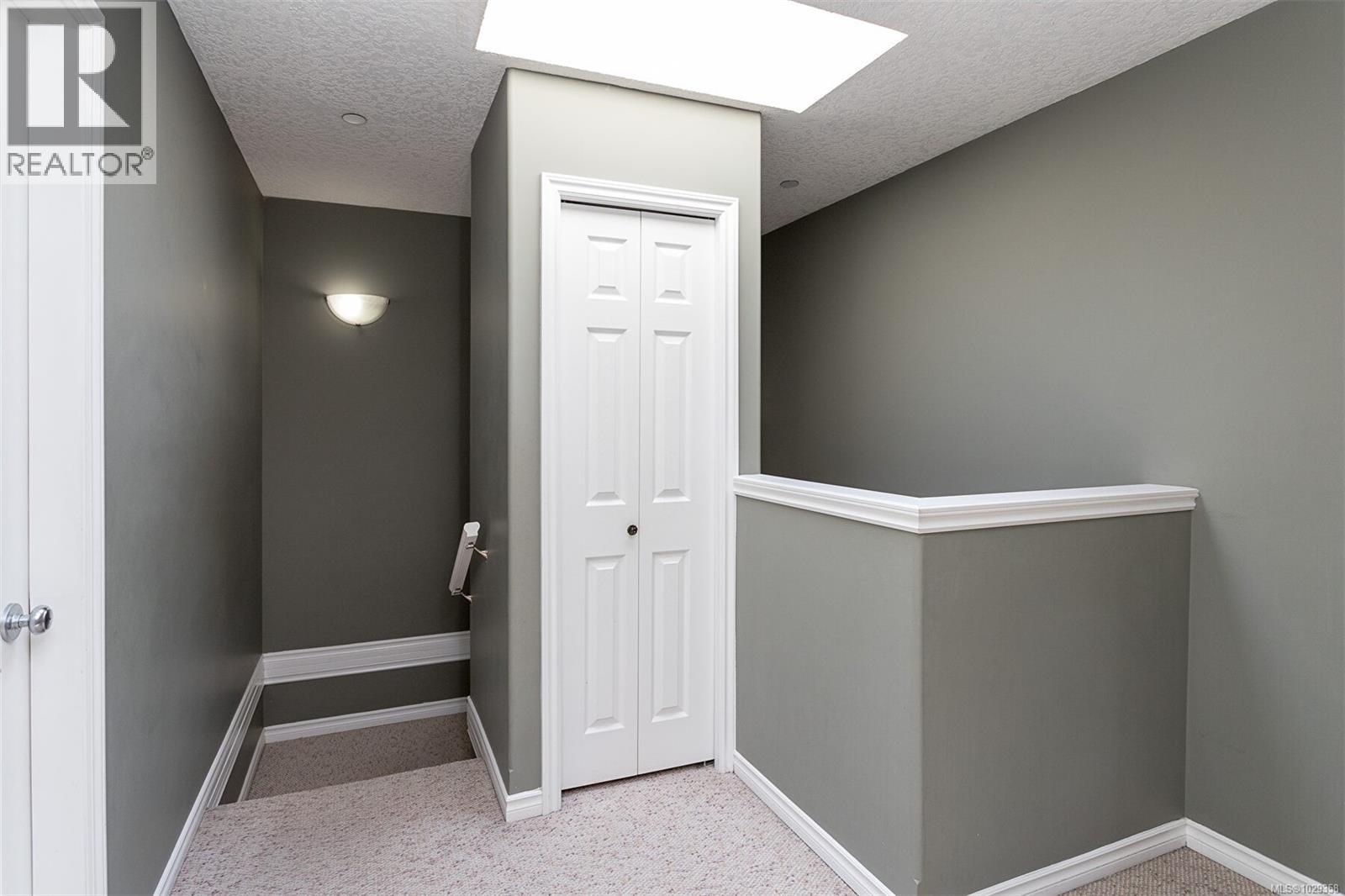 305 908 Brock Ave, Langford