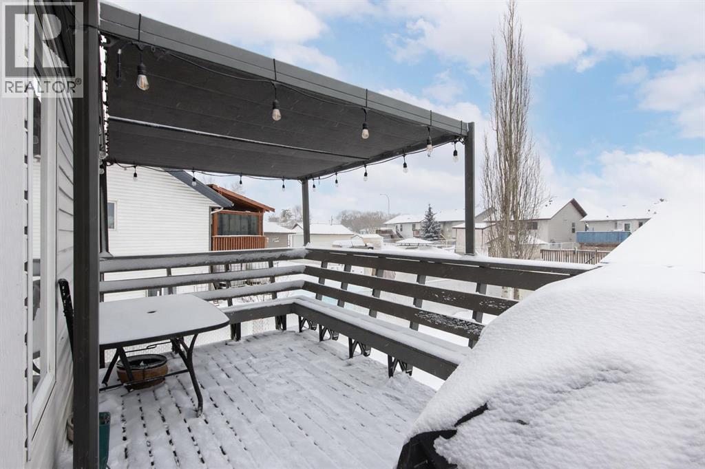 16 Johnson Close, Penhold