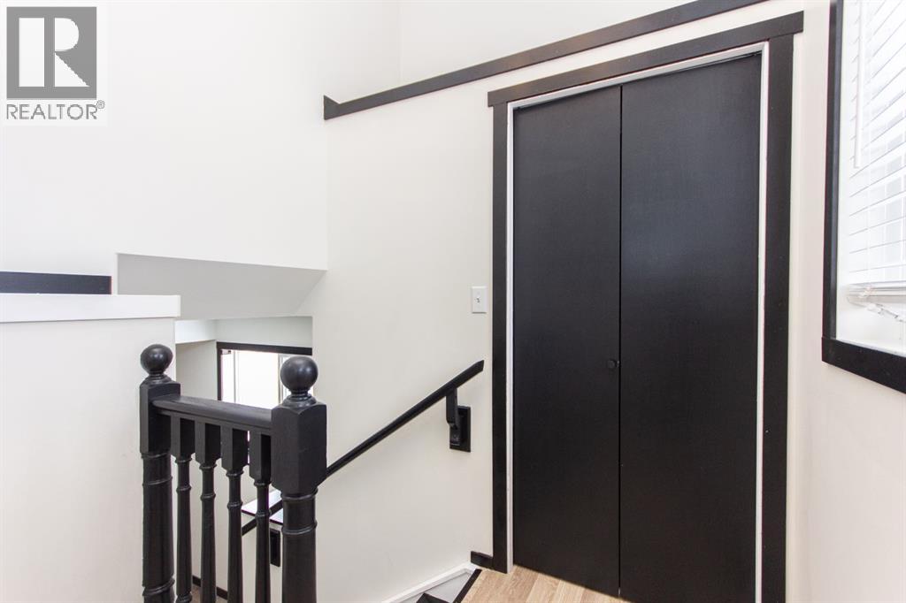 16 Johnson Close, Penhold