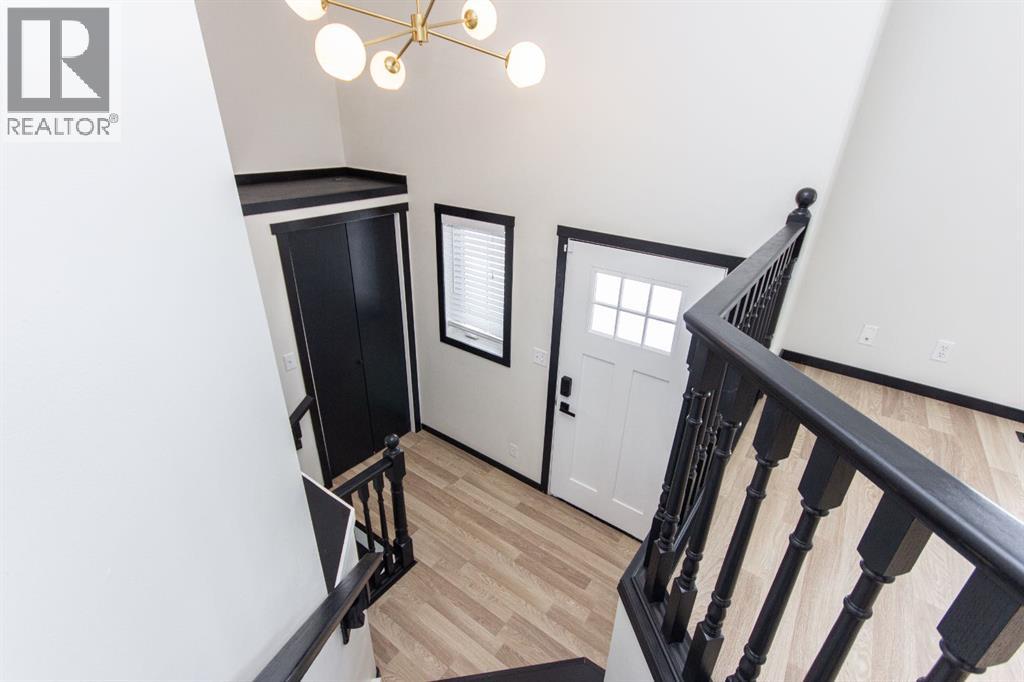 16 Johnson Close, Penhold