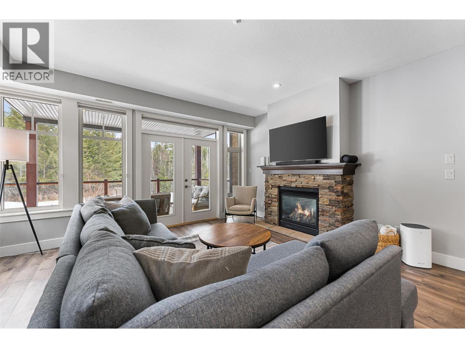 333 Longspoon Drive Unit# 2, Vernon