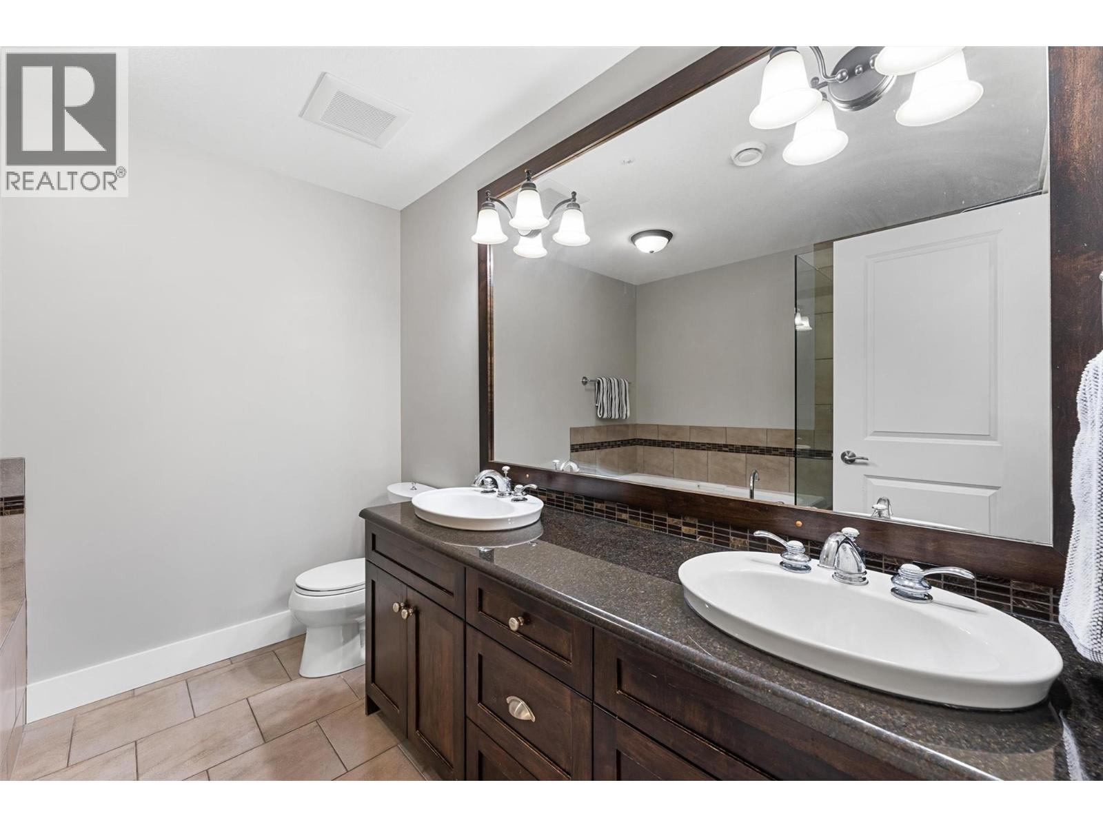 333 Longspoon Drive Unit# 2, Vernon