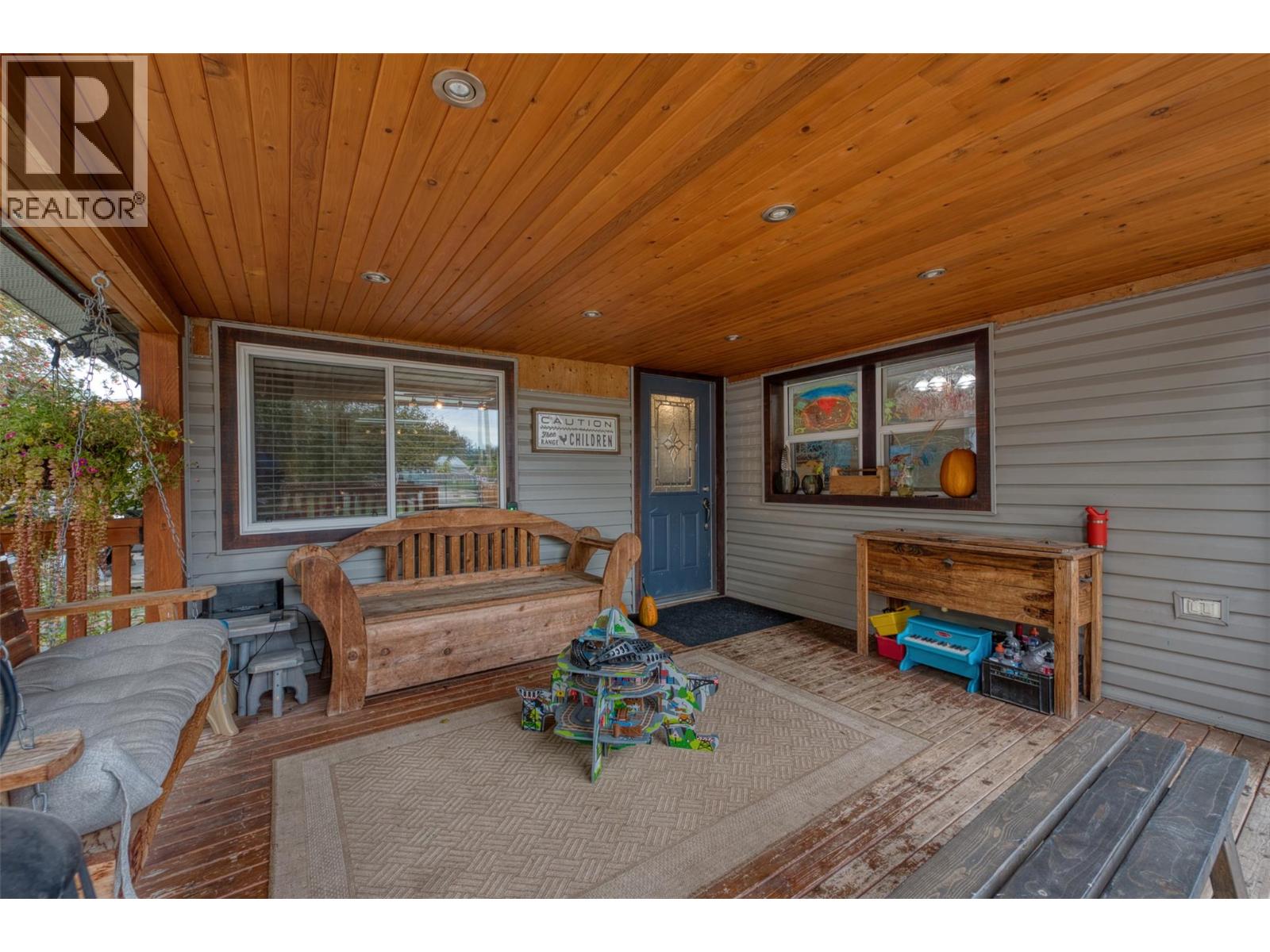 718 Fraser Road, Lumby