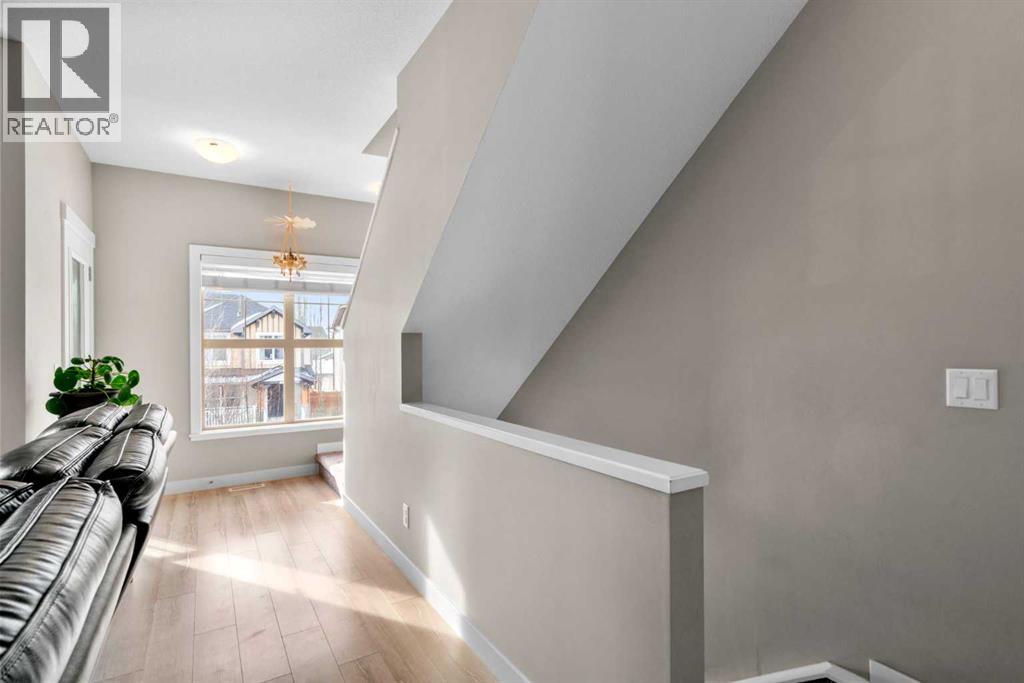 32 Horseshoe Crescent, Cochrane