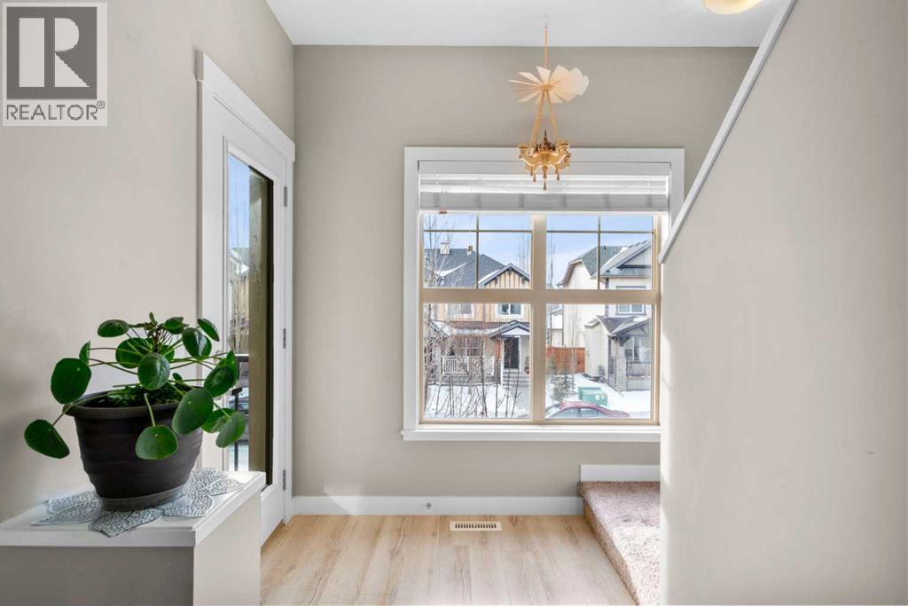 32 Horseshoe Crescent, Cochrane