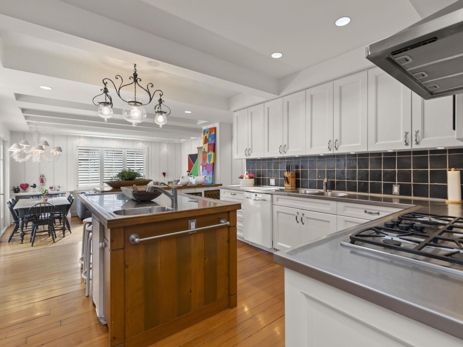 3002 O'HARA LANE, Surrey