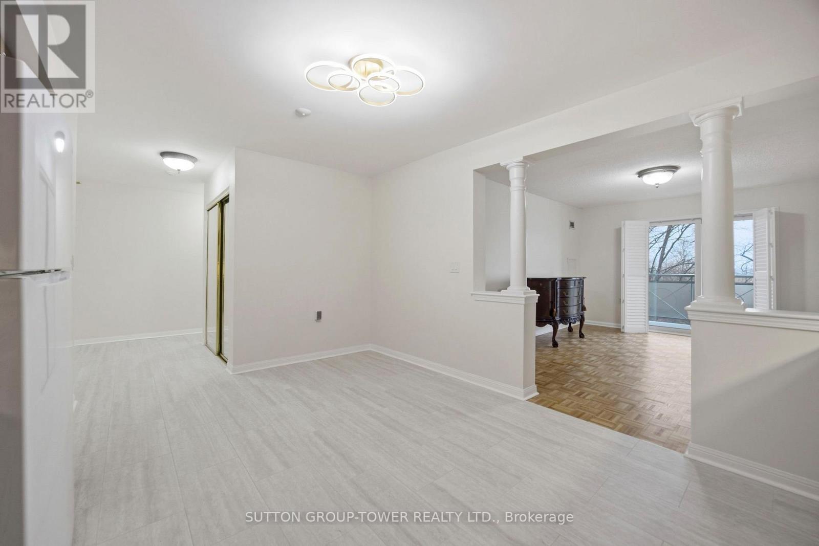 #408 2500 RUTHERFORD ROAD N - 12