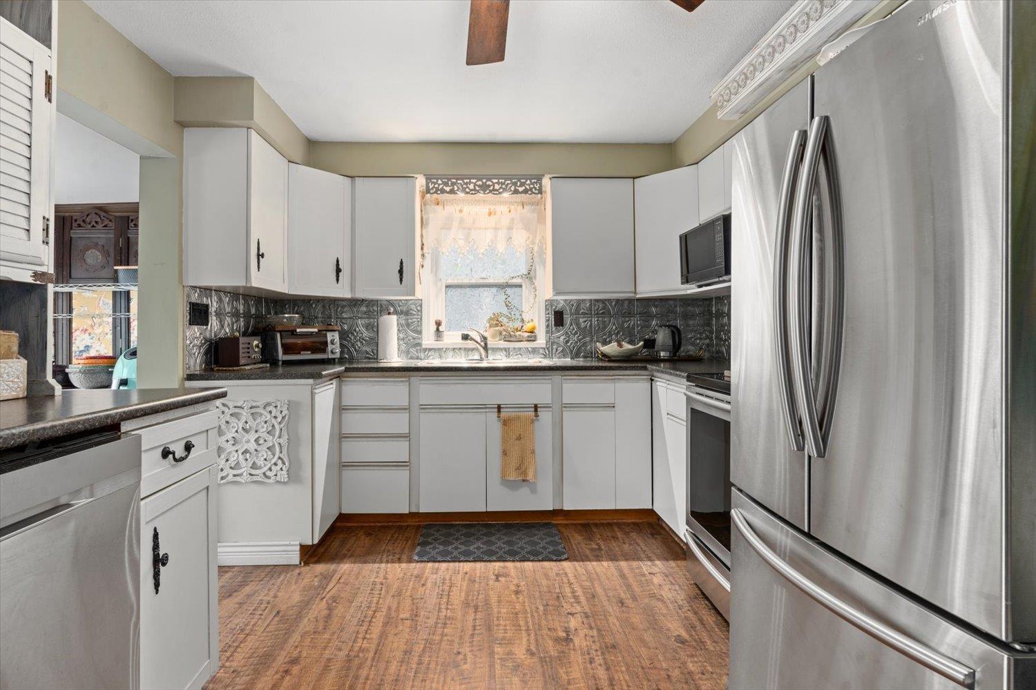 9448 COOTE STREET, Chilliwack Proper East, Chilliwack