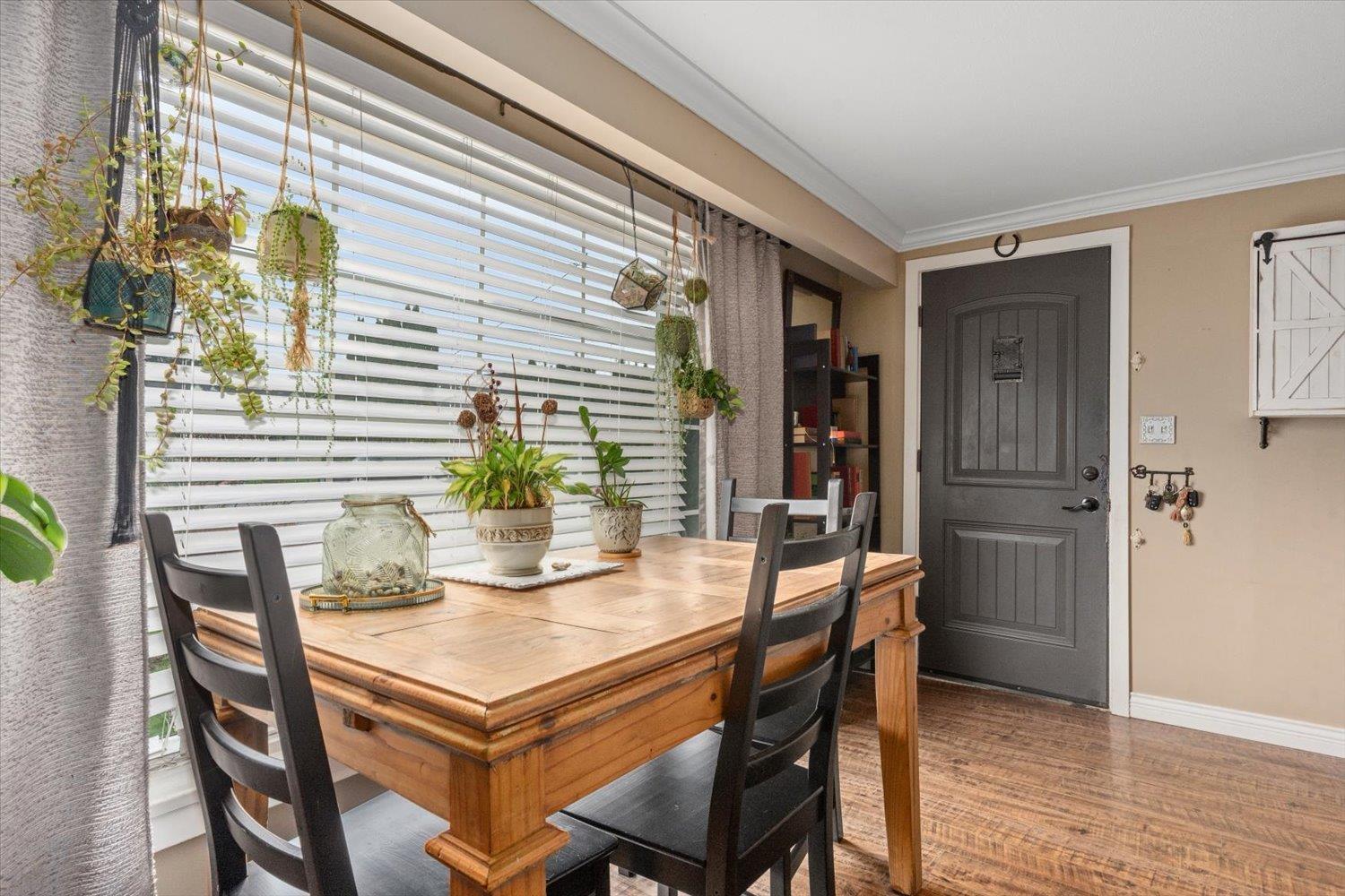 9448 COOTE STREET, Chilliwack Proper East, Chilliwack