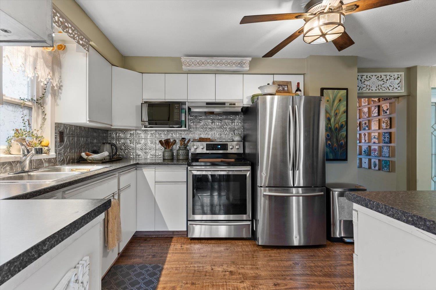 9448 COOTE STREET, Chilliwack Proper East, Chilliwack