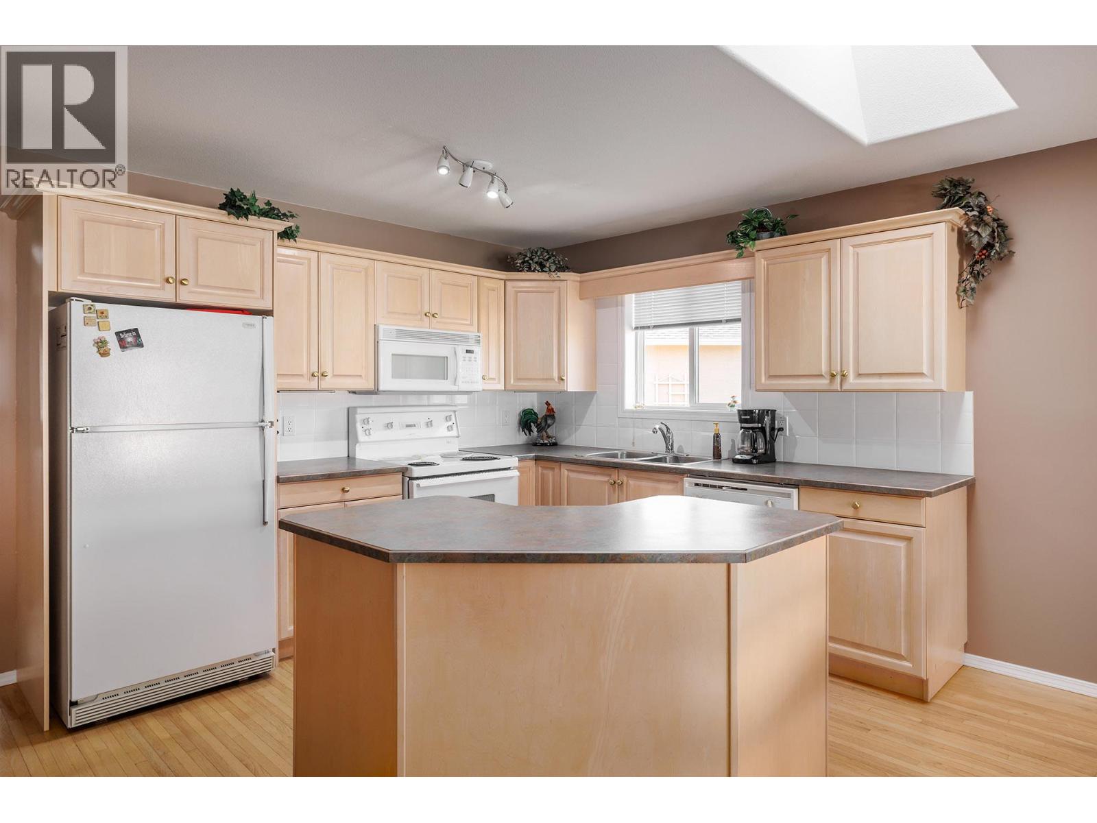 2250 Louie Drive Unit# 37, Westbank