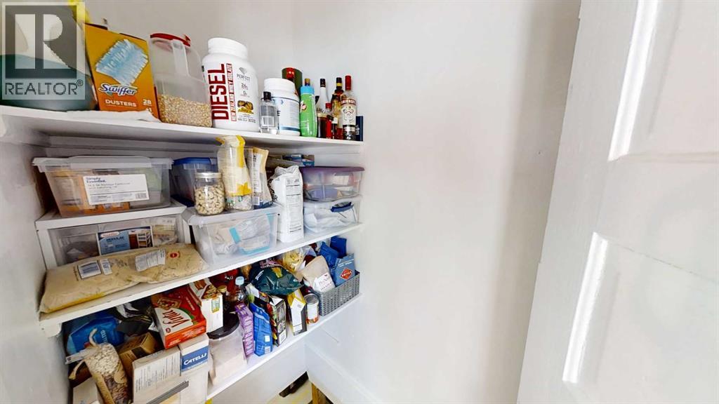 Single Family House Bungalow for Sale in   Avenue S Victoria Park Lethbridge 