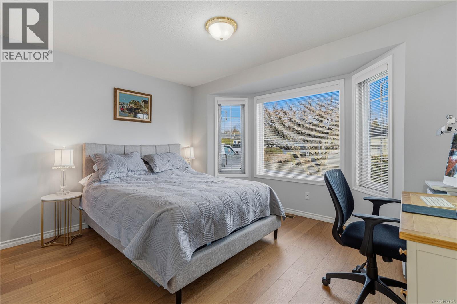 1303 Oceanside Dr - 22