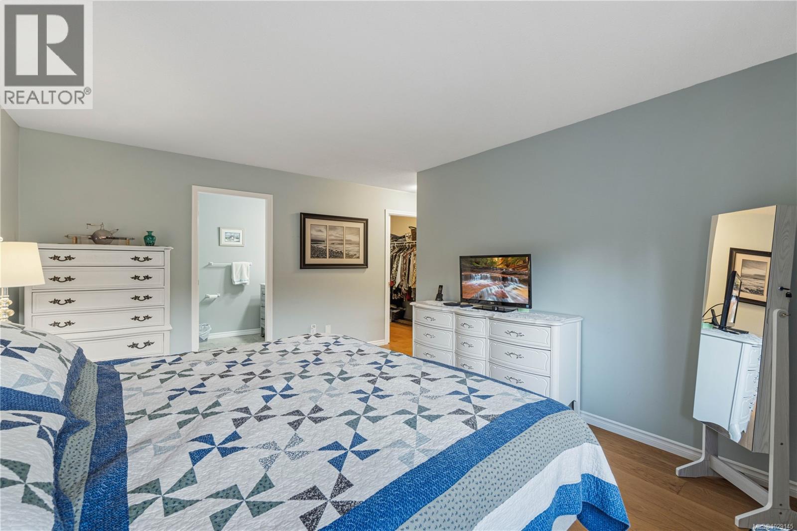 1303 Oceanside Dr - 21