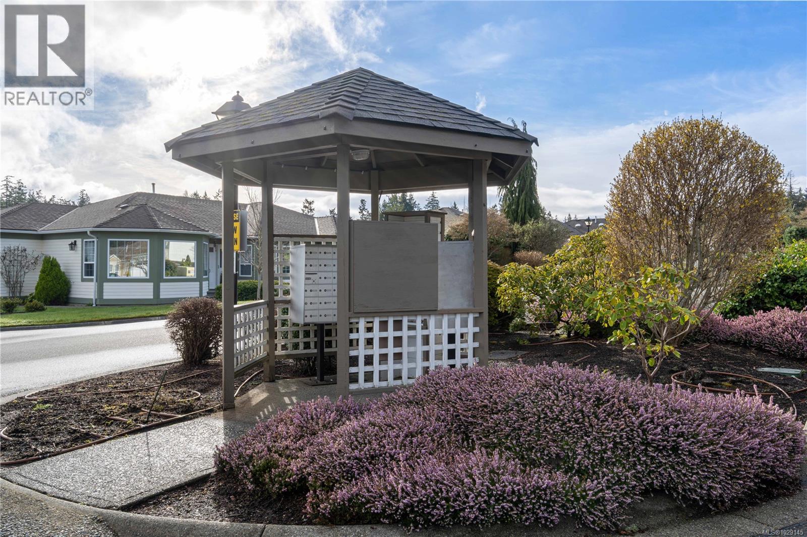 1303 Oceanside Dr - 5