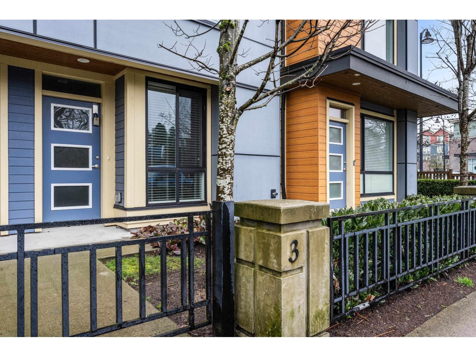 3 45615 TAMIHI WAY, Garrison Crossing, Chilliwack