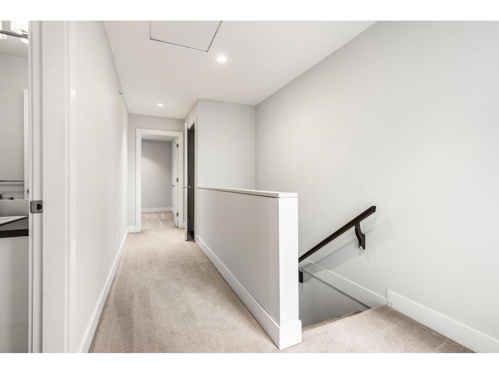 3 45615 TAMIHI WAY, Garrison Crossing, Chilliwack