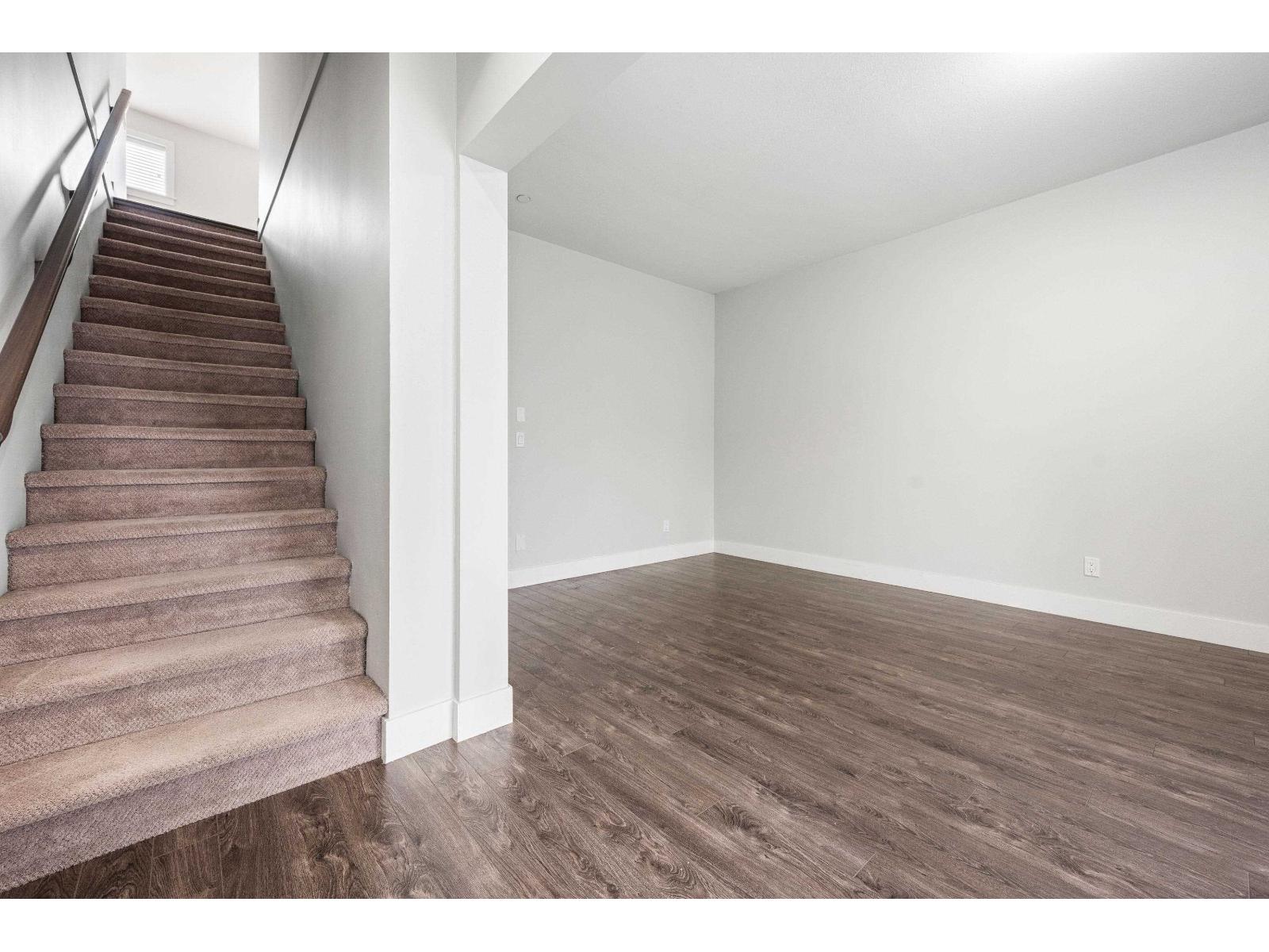 3 45615 TAMIHI WAY, Garrison Crossing, Chilliwack