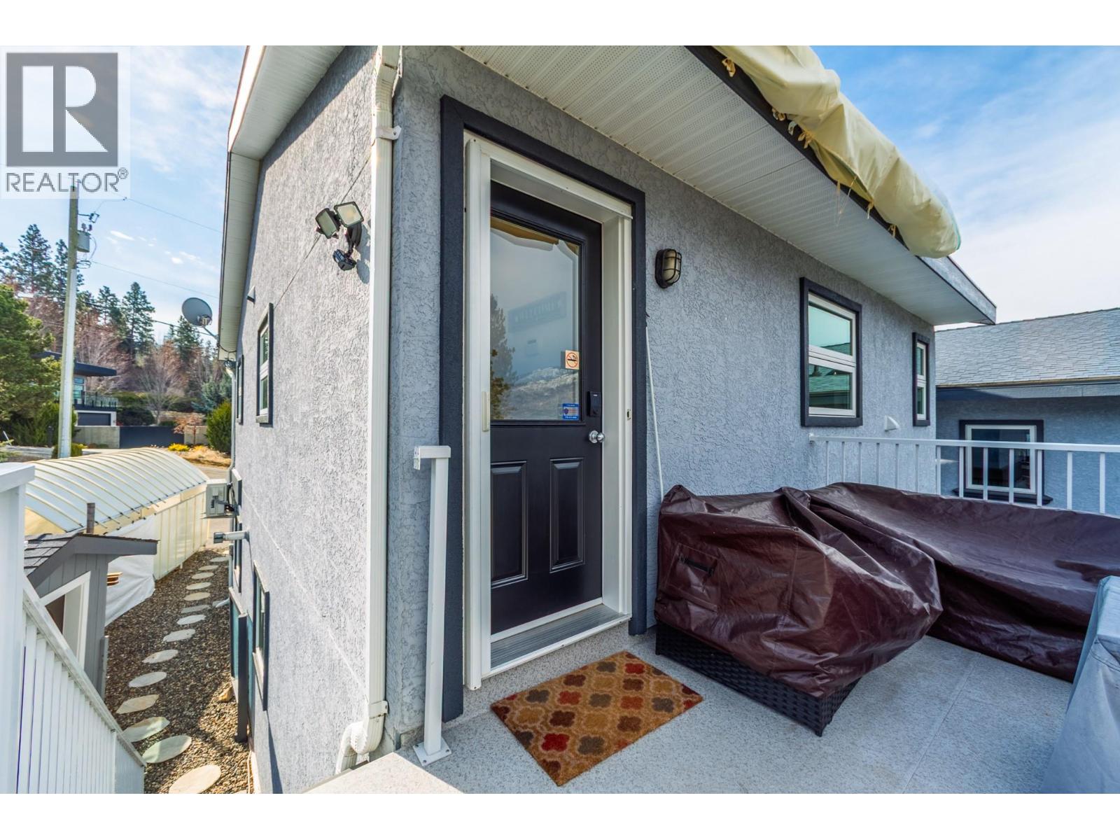  955 Gable Road, Lake Country