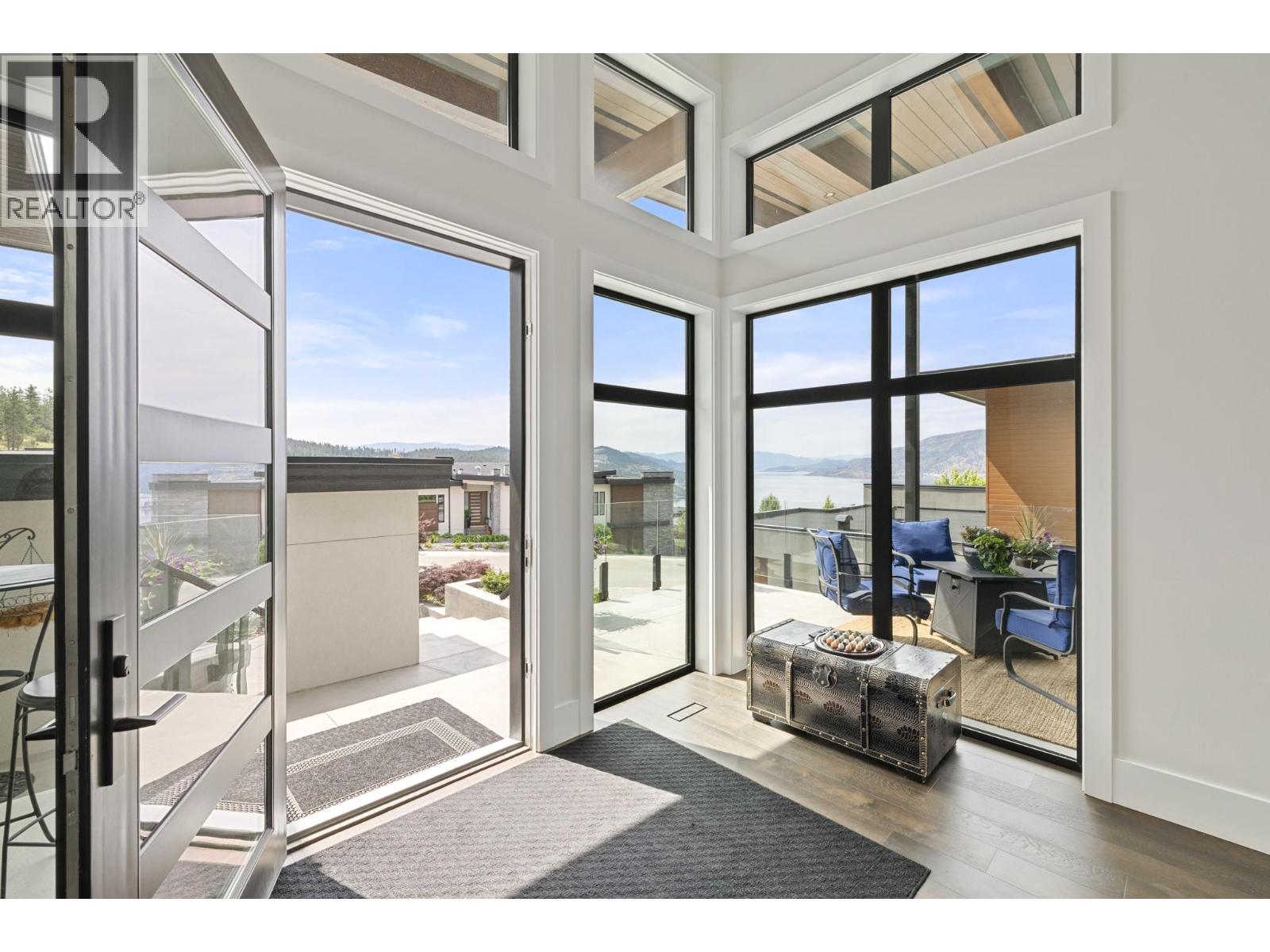 9532 Benchland Drive, Lake Country