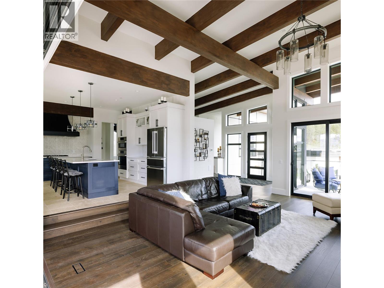 9532 Benchland Drive, Lake Country