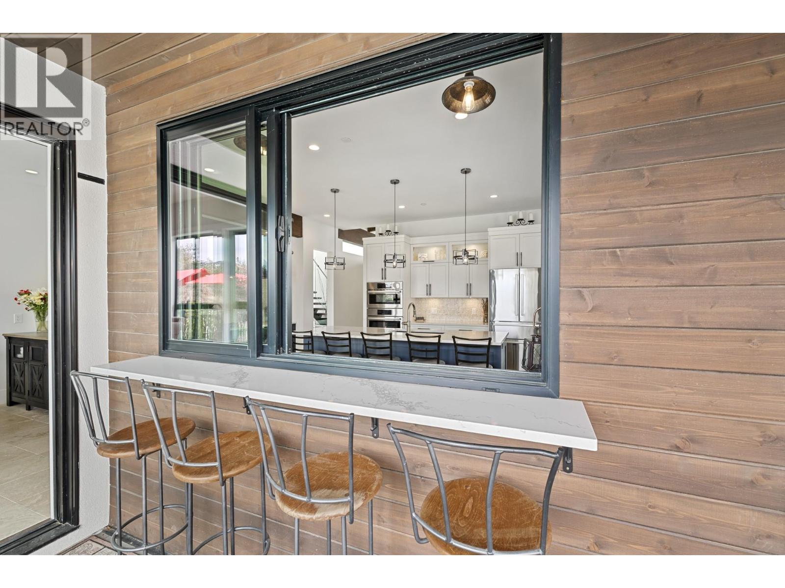 9532 Benchland Drive, Lake Country