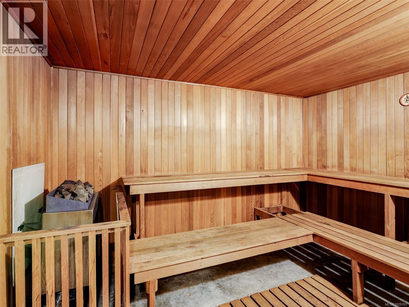 306 1149 Rockland Ave, Victoria