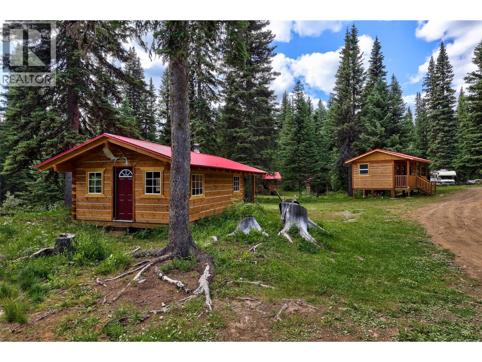  Taweel Lake Road, Little Fort