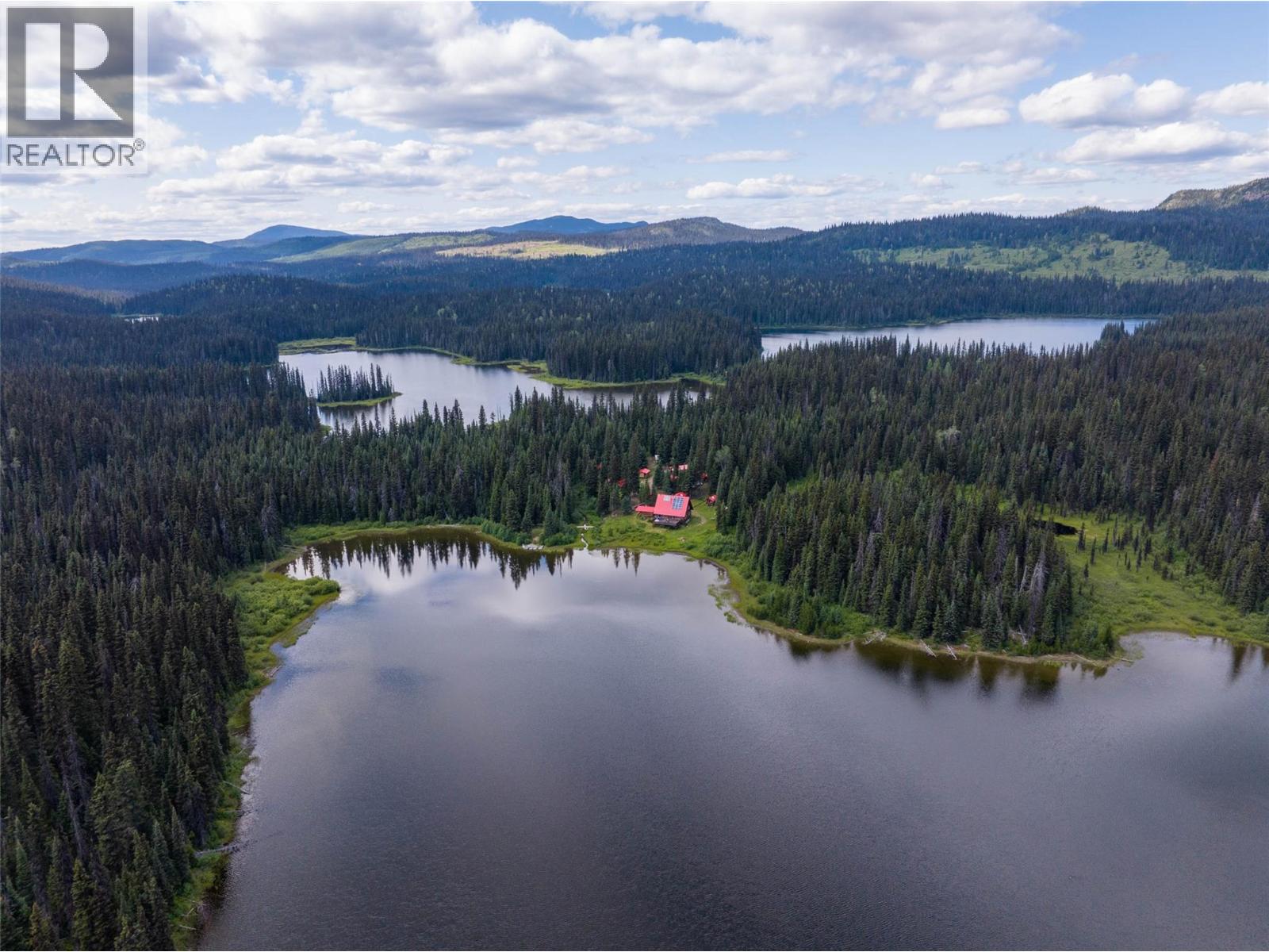  Taweel Lake Road, Little Fort