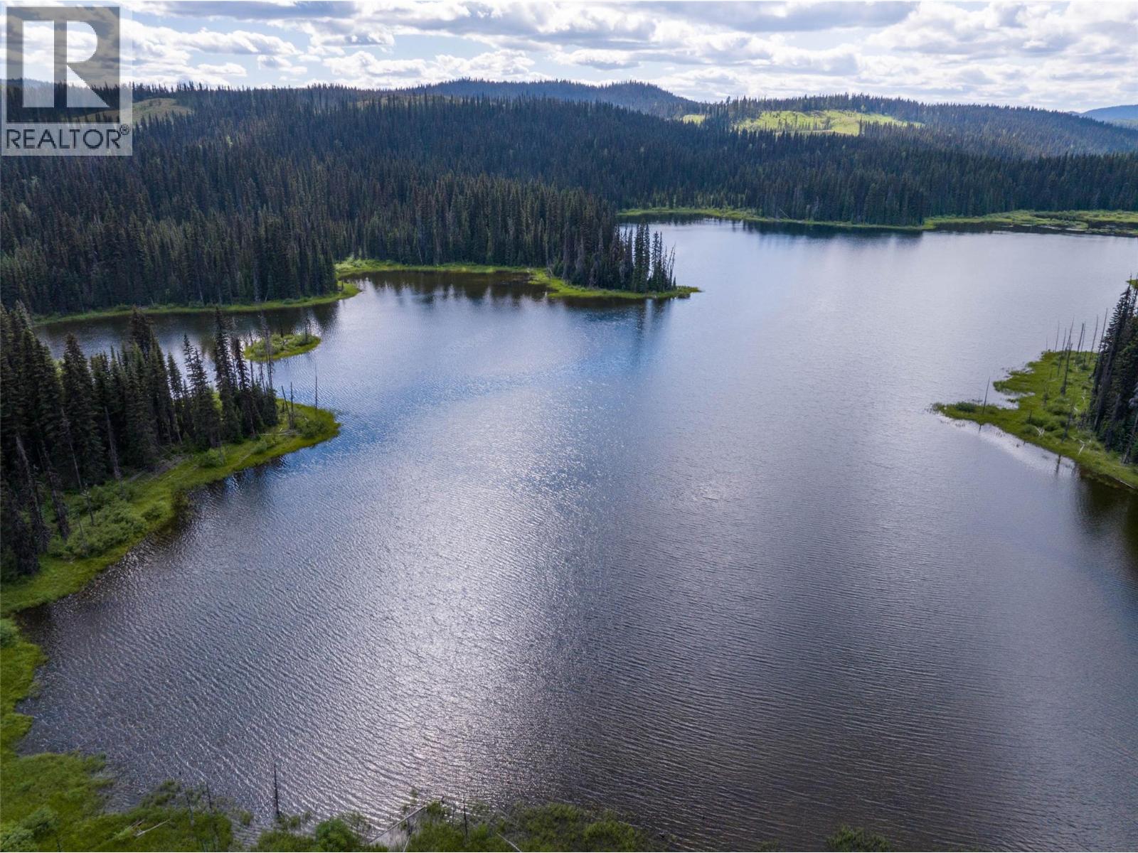  Taweel Lake Road, Little Fort