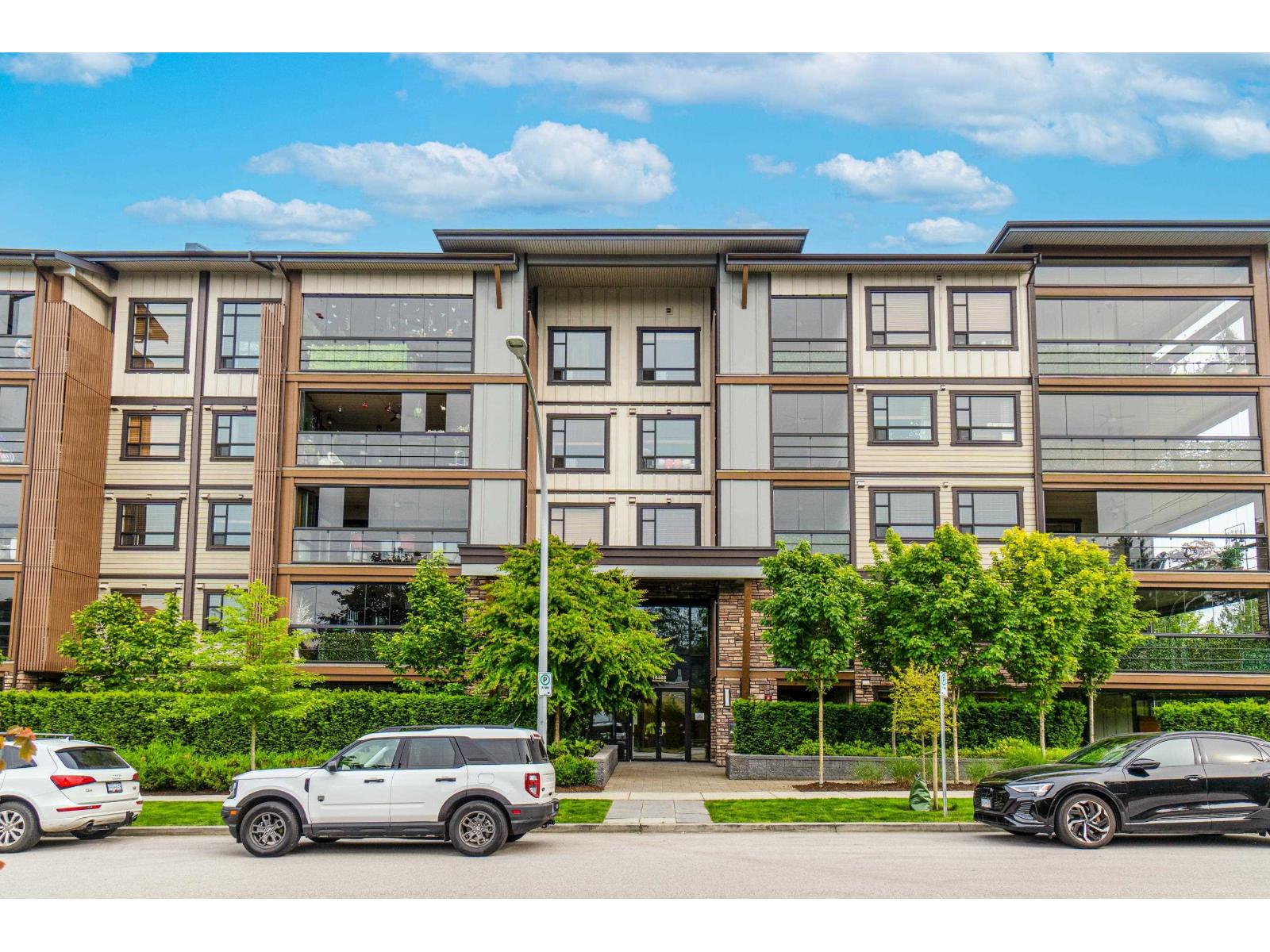 103 14588 MCDOUGALL DRIVE, Surrey
