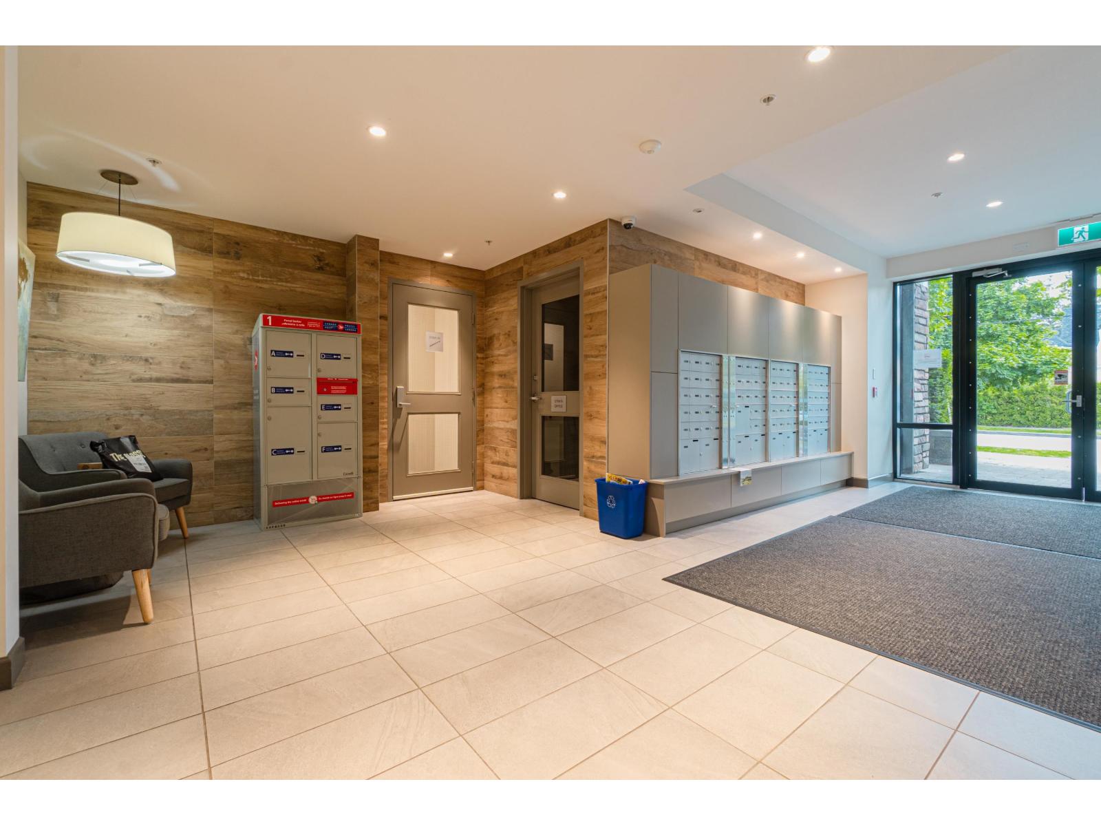 103 14588 MCDOUGALL DRIVE, Surrey