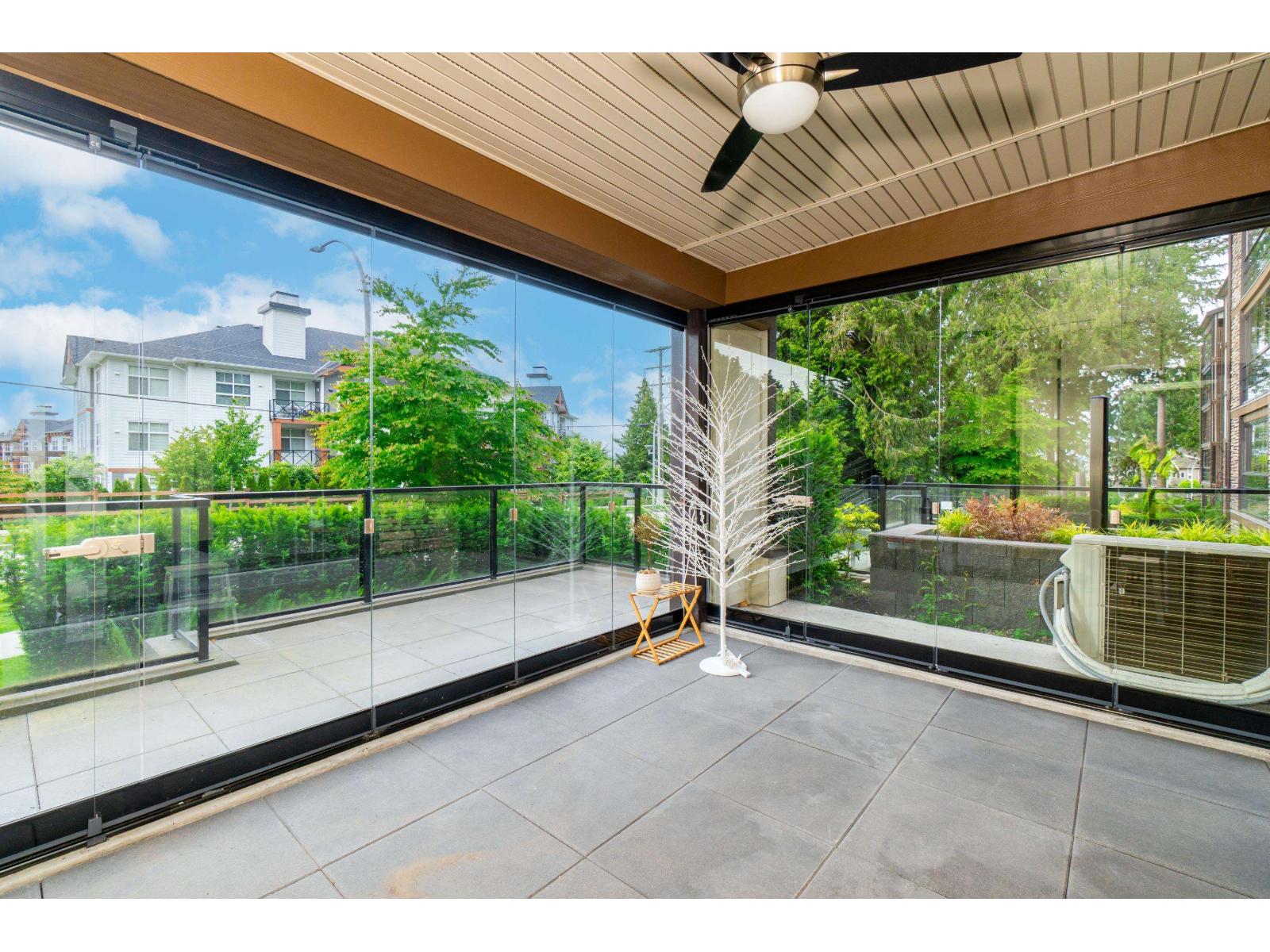 103 14588 MCDOUGALL DRIVE, Surrey