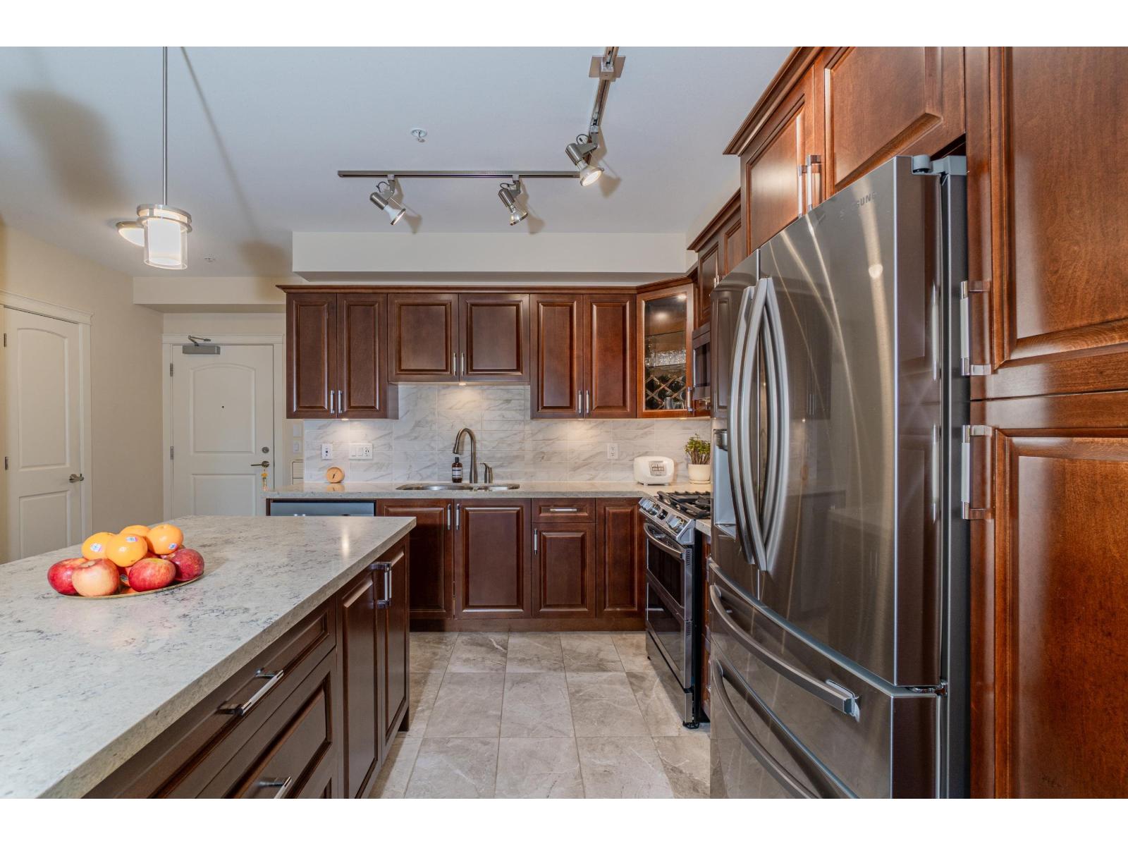 103 14588 MCDOUGALL DRIVE, Surrey