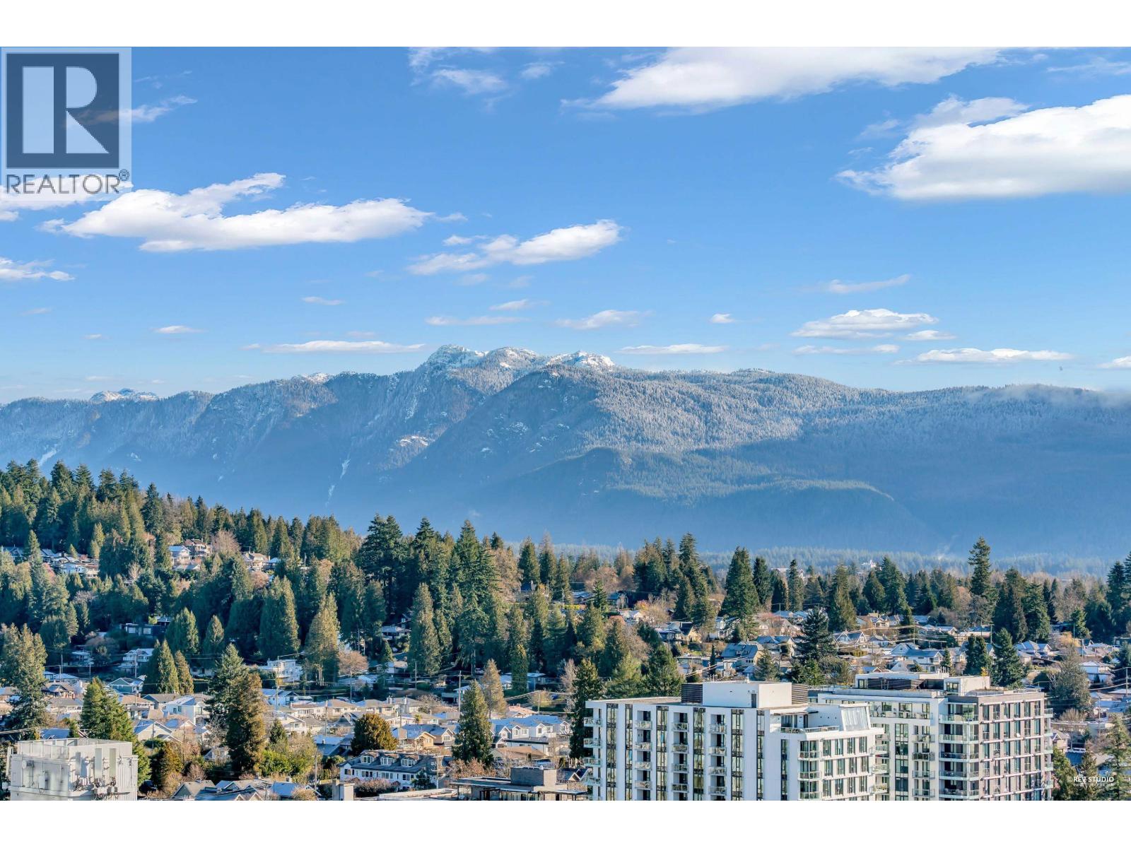 2301 125 E 14TH STREET, North Vancouver