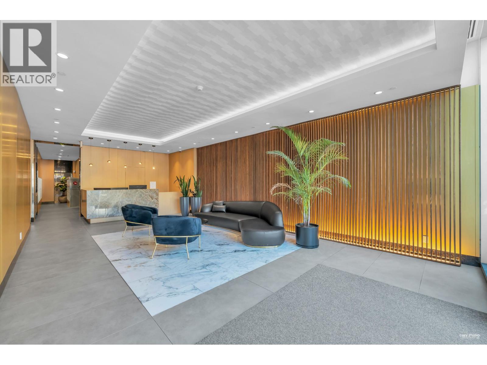 2301 125 E 14TH STREET, North Vancouver