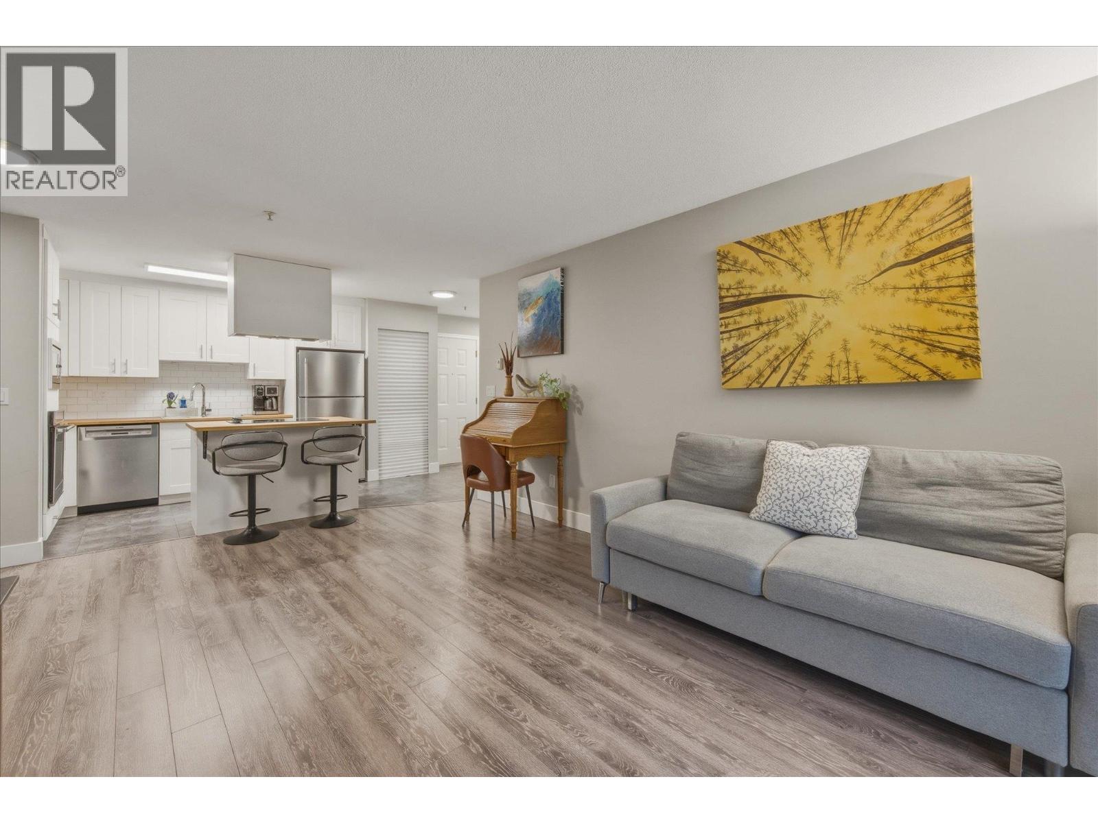 C102 40140 WILLOW CRESCENT, Squamish