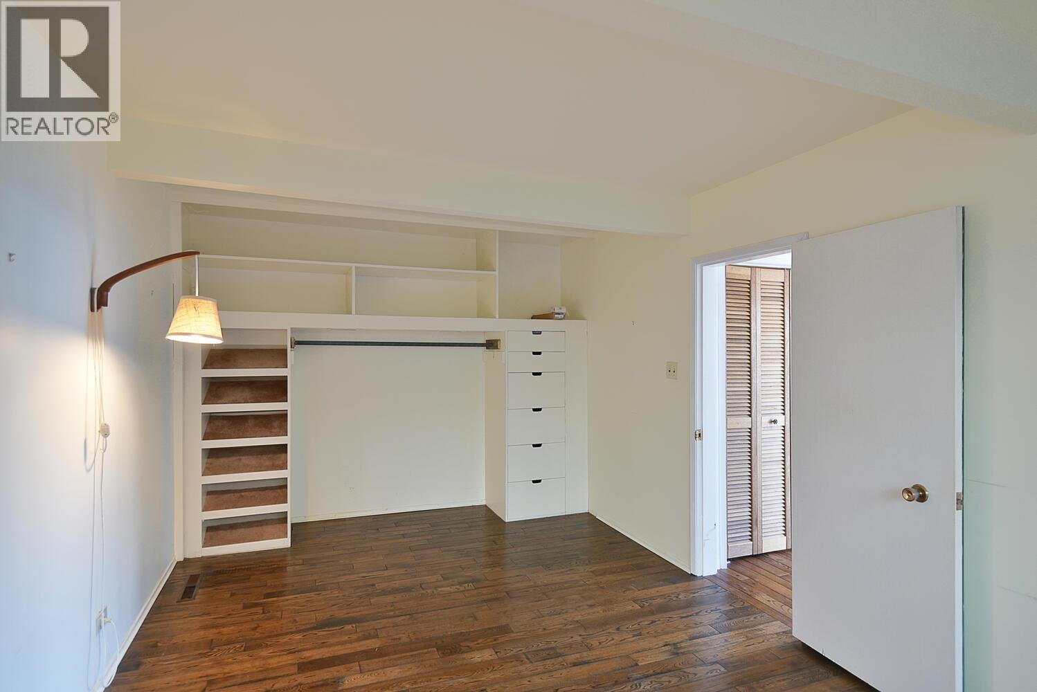 5907 SUNSHINE COAST HIGHWAY, Sechelt