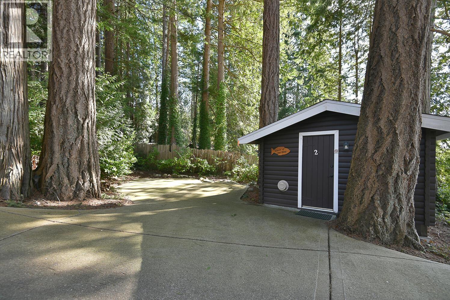 5907 SUNSHINE COAST HIGHWAY, Sechelt