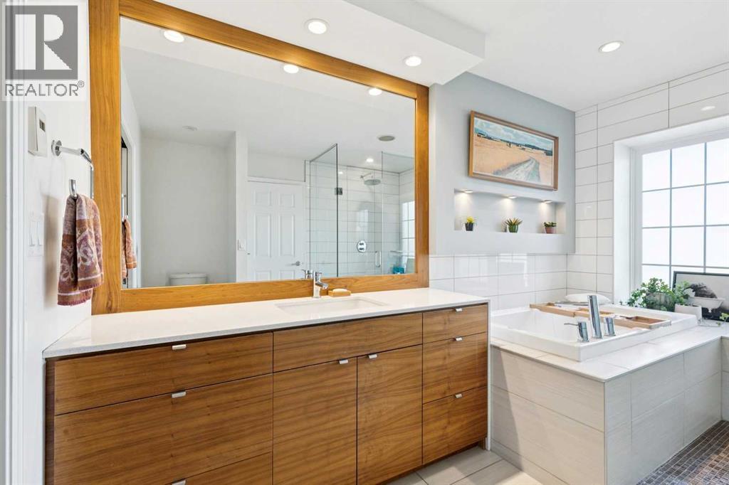 Single Family House for Sale in    Street NW Varsity Calgary 